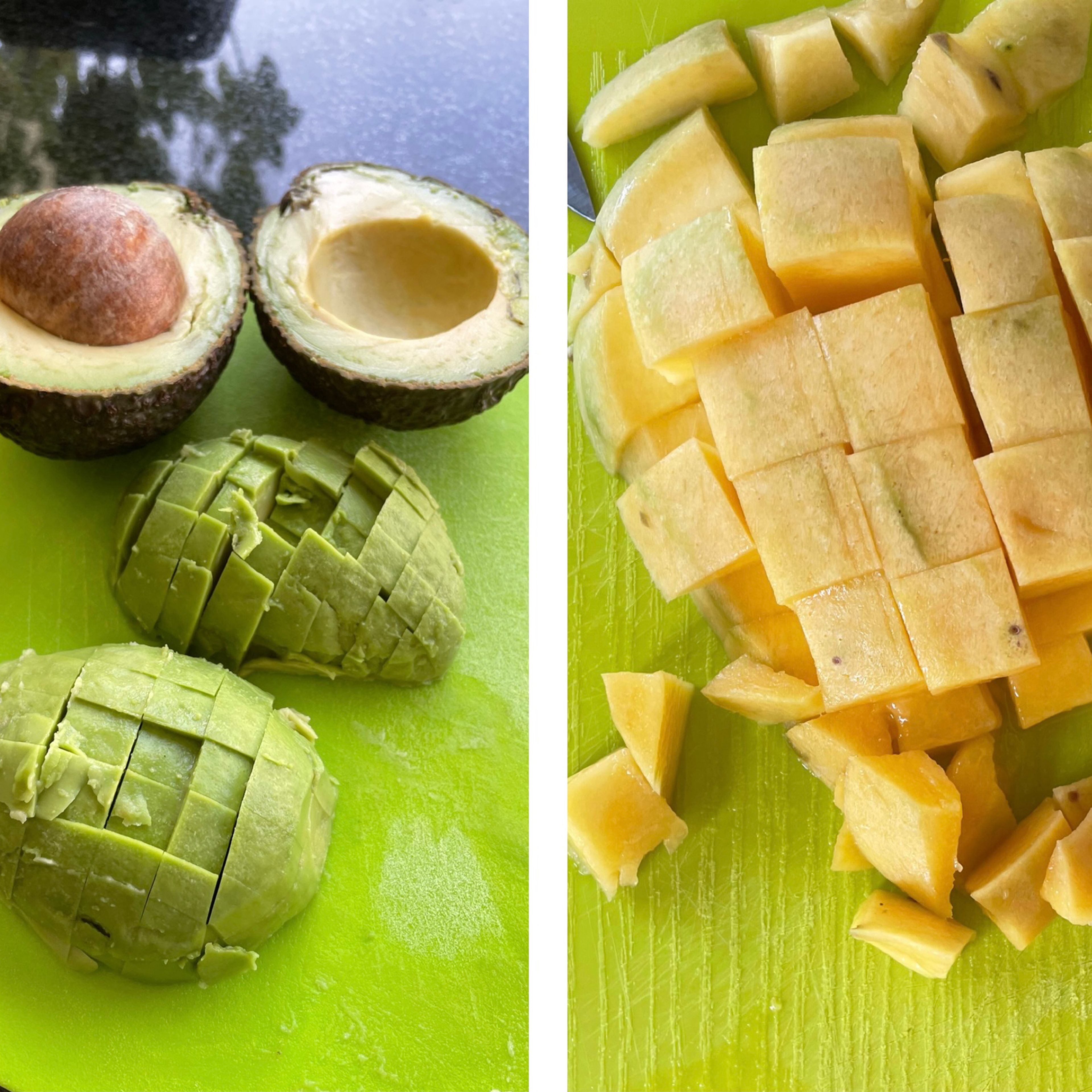 Schale der Avocados entfernen und den Kern entnehmen. Die Mangos schälen. Dann beides in mundgerechte Würfel schneiden.