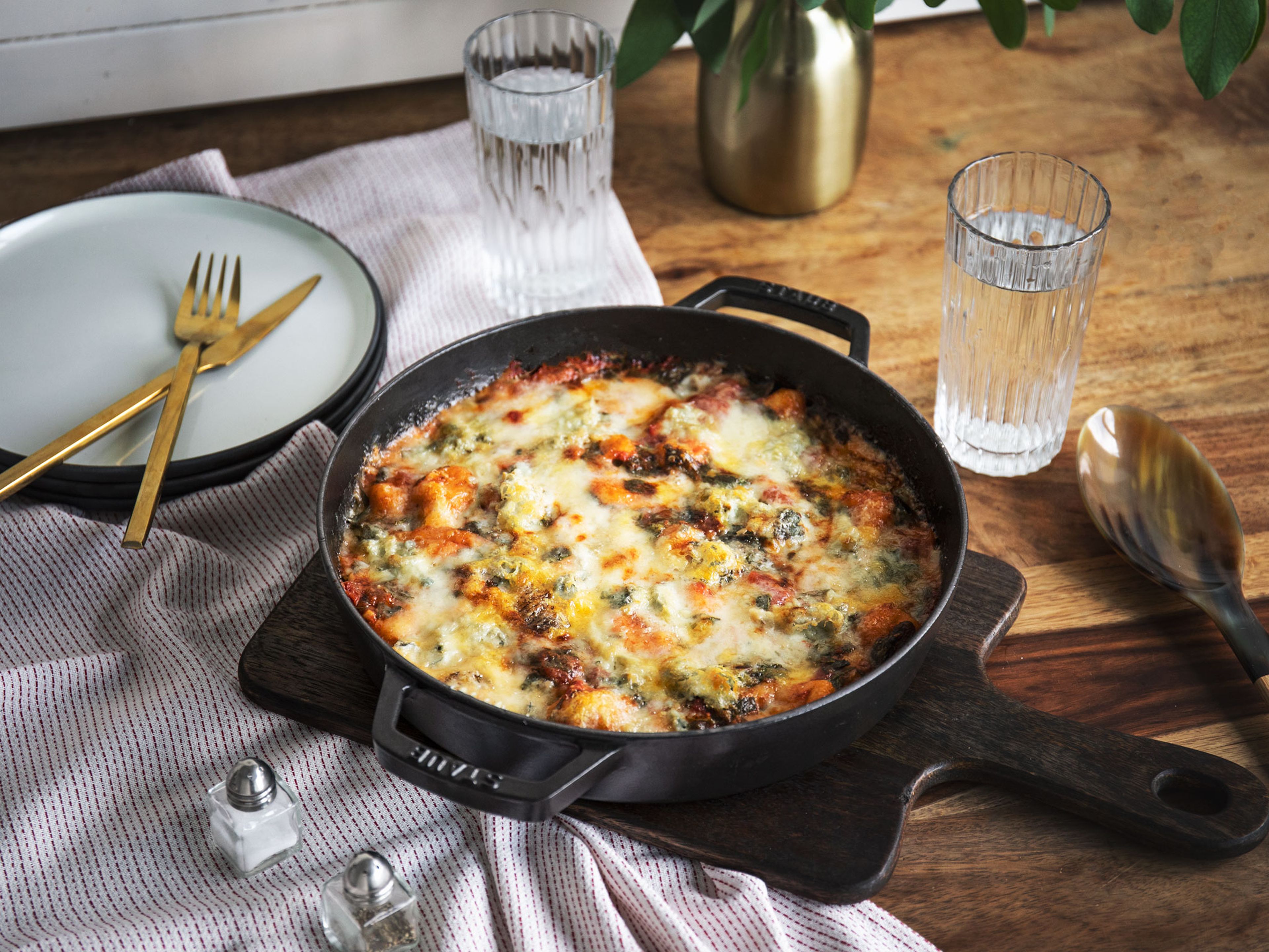 Baked gnocchi with gorgonzola and spinach