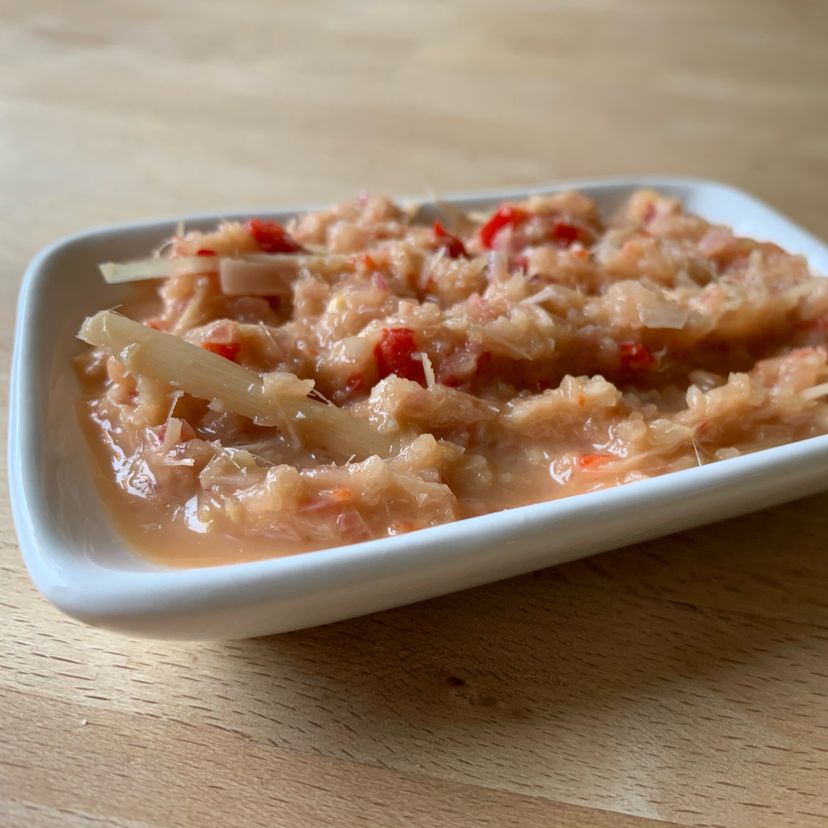 Homemade curry paste