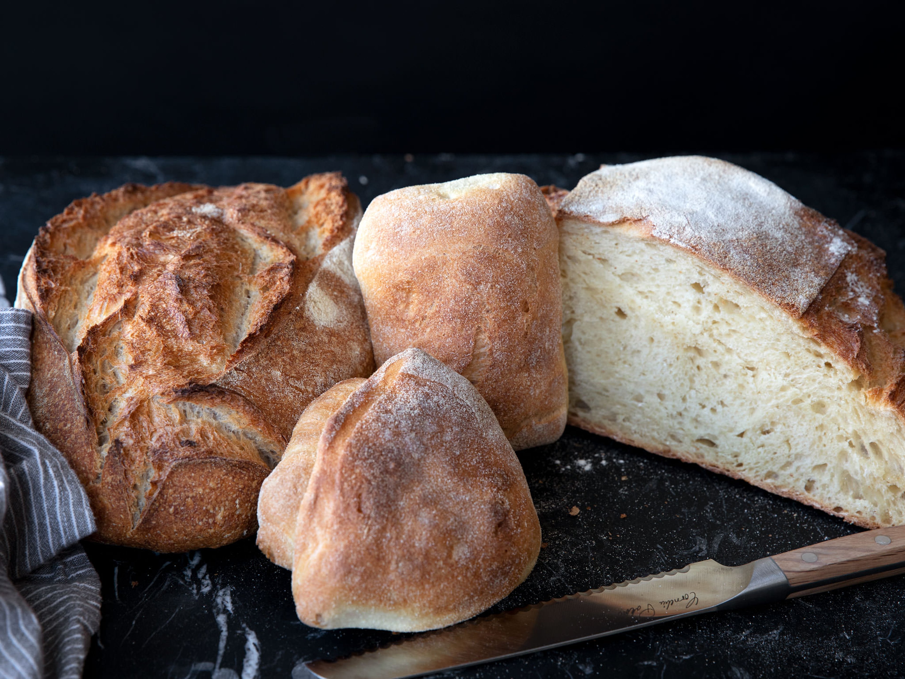 Schritt für Schritt zum selbstgebackenen Brot – unsere besten Rezepte