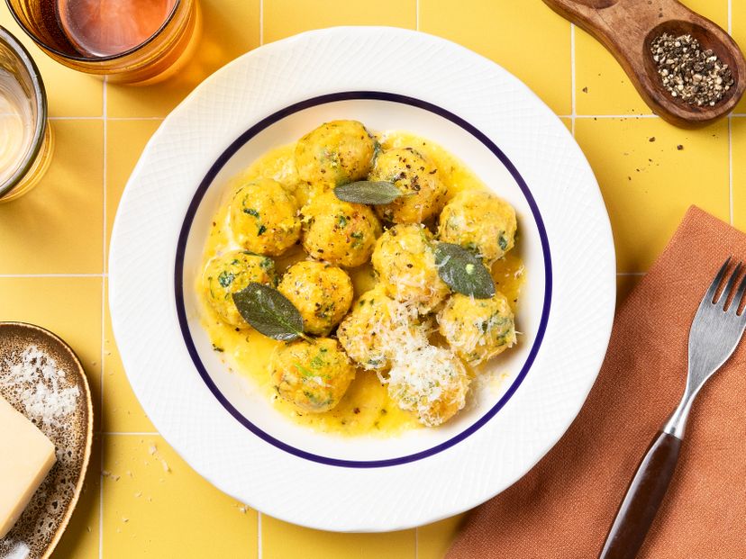 Kürbis-Gnudi mit Zitronen-Butter-Soße