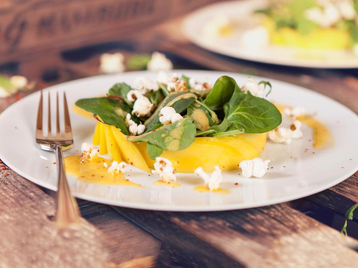 Mango salad with popcorn | Recipe | Kitchen Stories