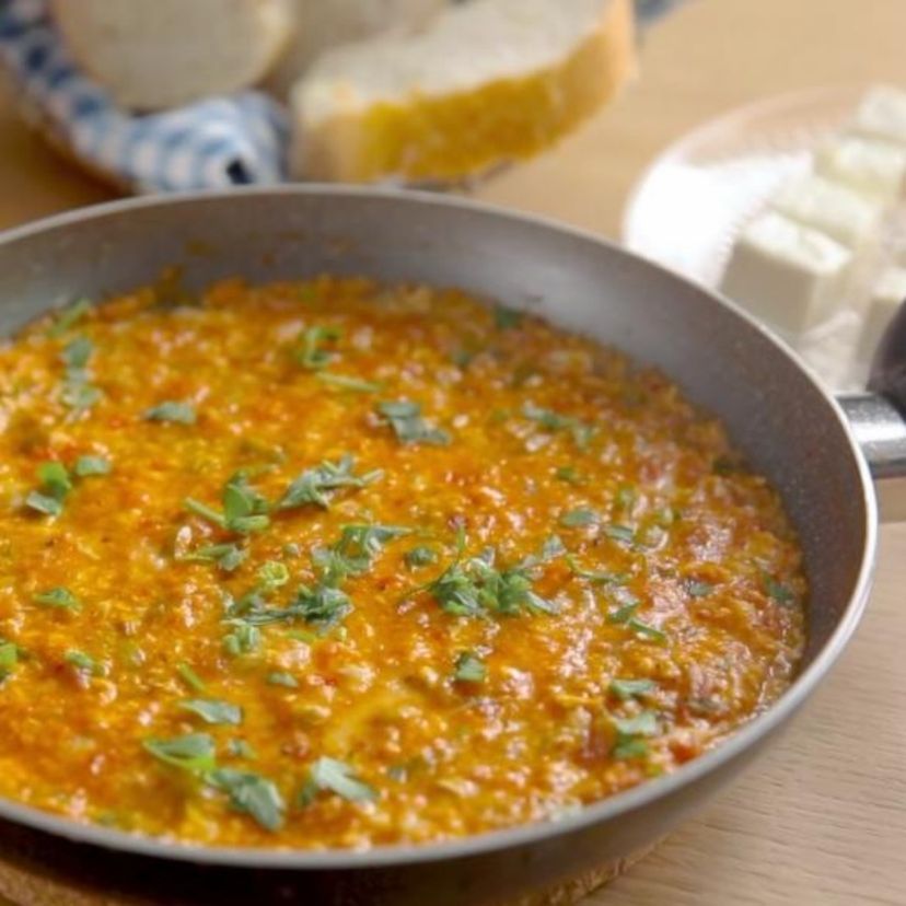 Menemen (Türkische Tomaten-Eier Speise)