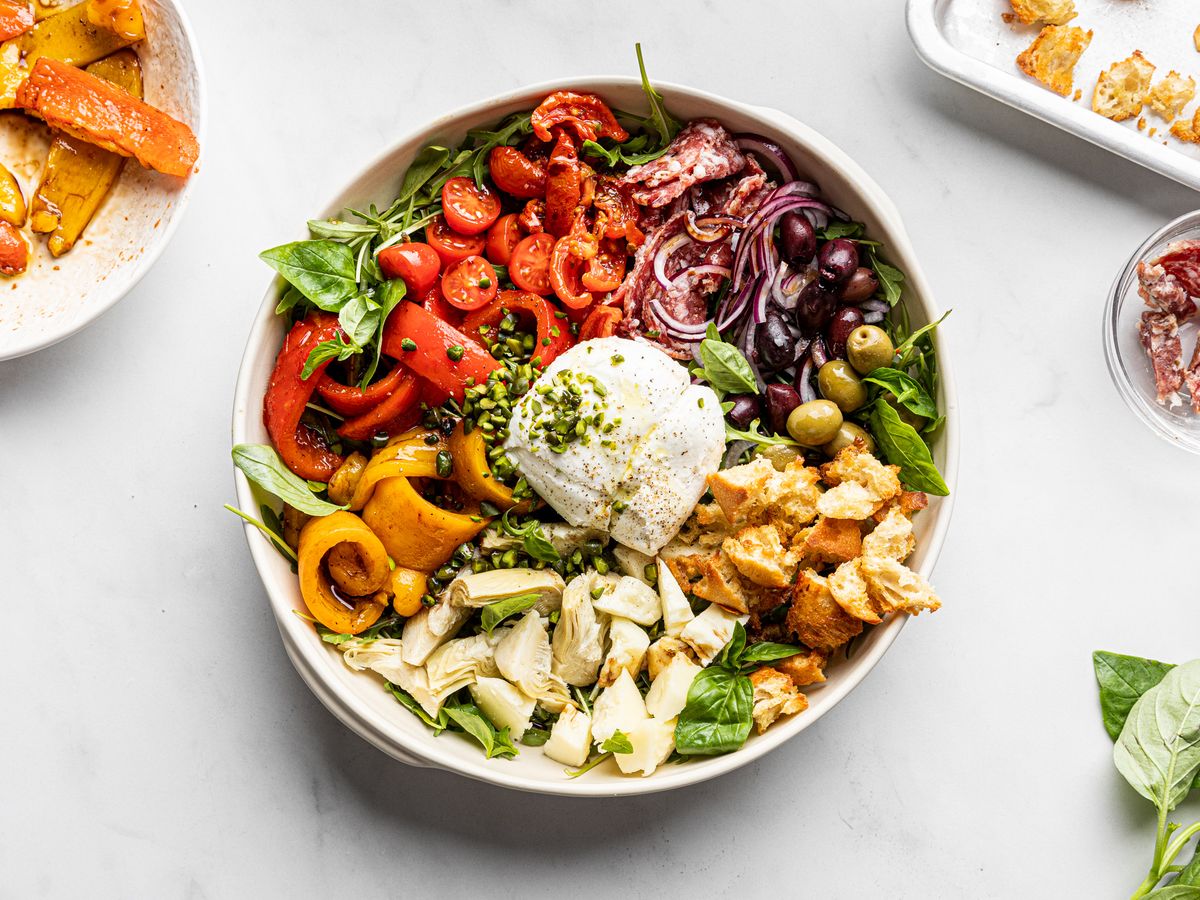 Antipasto salad | Recipe | Kitchen Stories