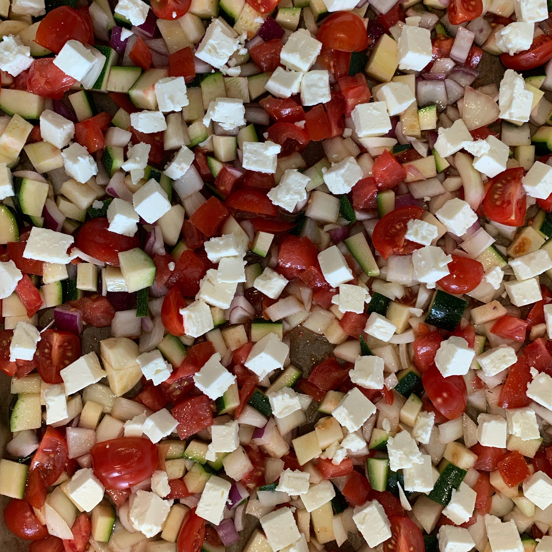 Nudeln mit Gemüsesauce und Feta | Rezept | Kitchen Stories