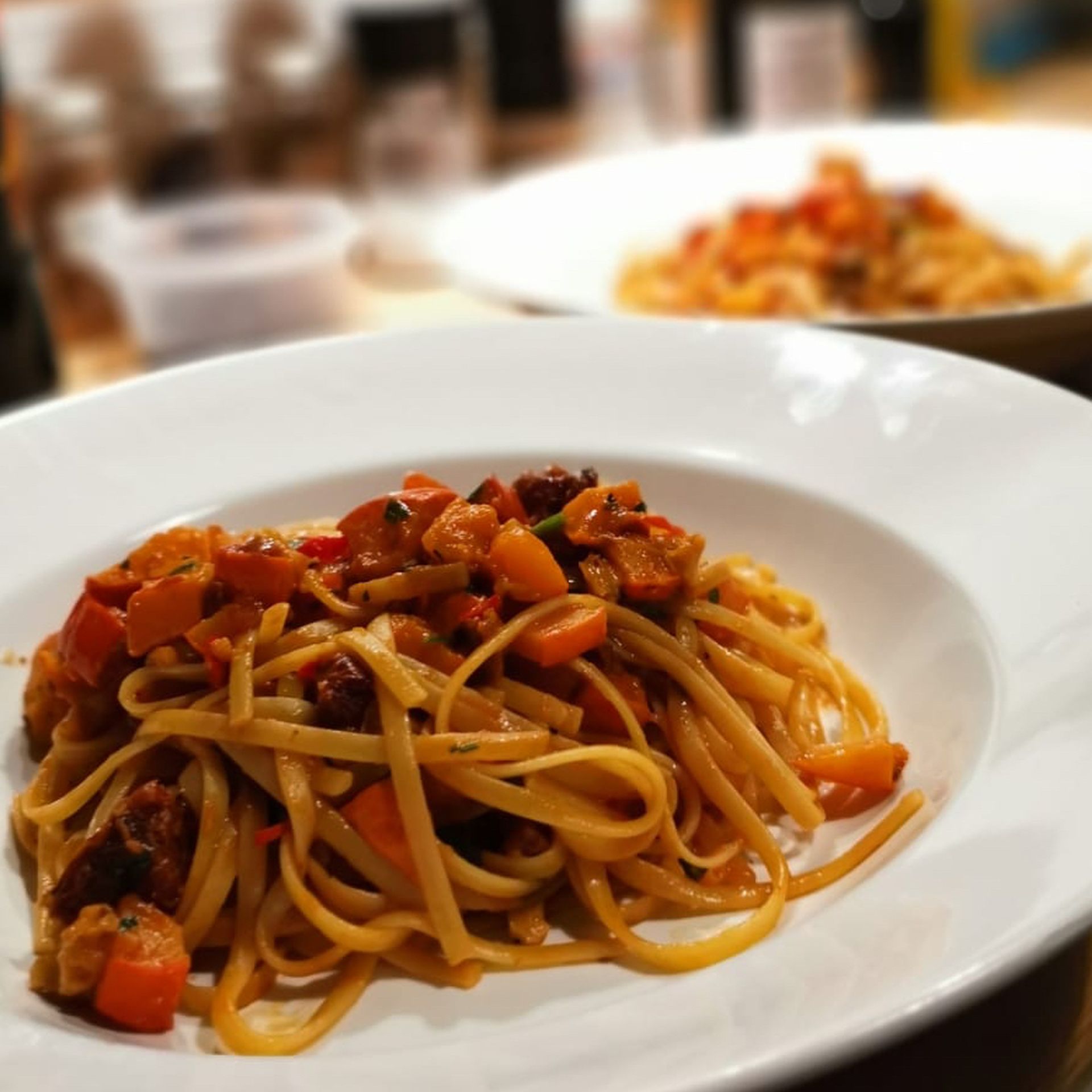 Kürbis-Pasta mit getrockneten Tomaten & Walnüssen