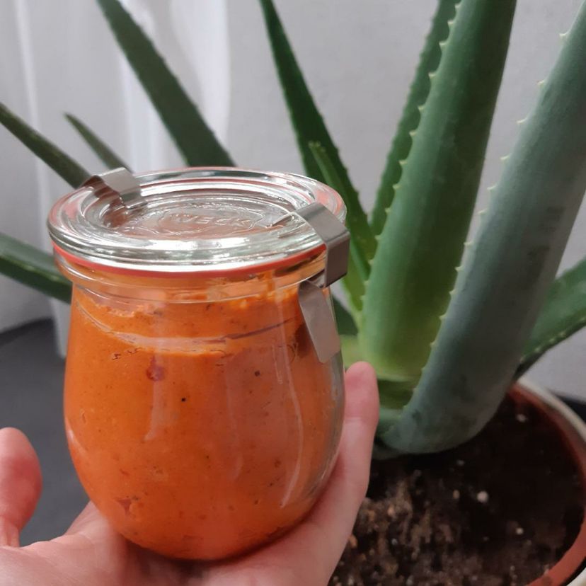 Tomaten-Knoblauch Butter