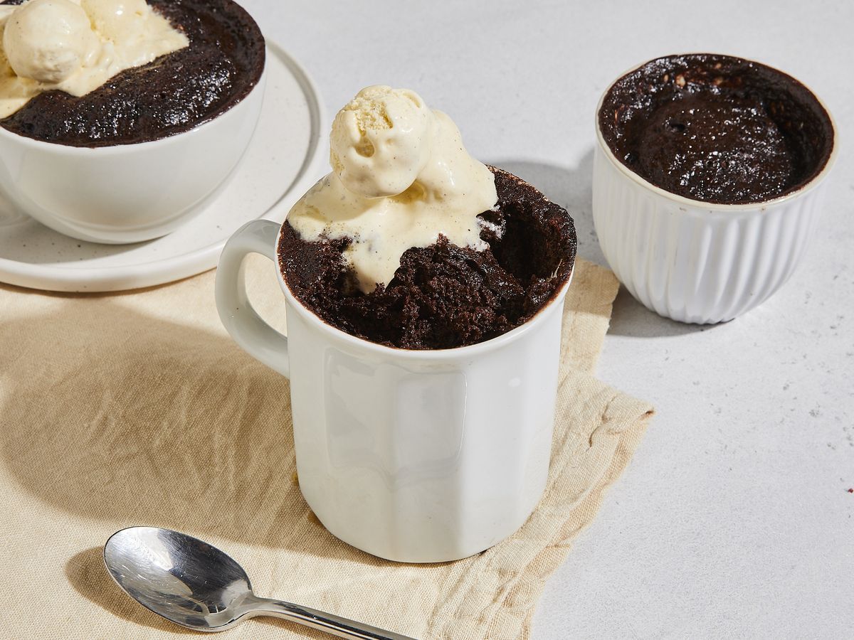 Mug cake (ready in 5 minutes) | Recipe | Kitchen Stories