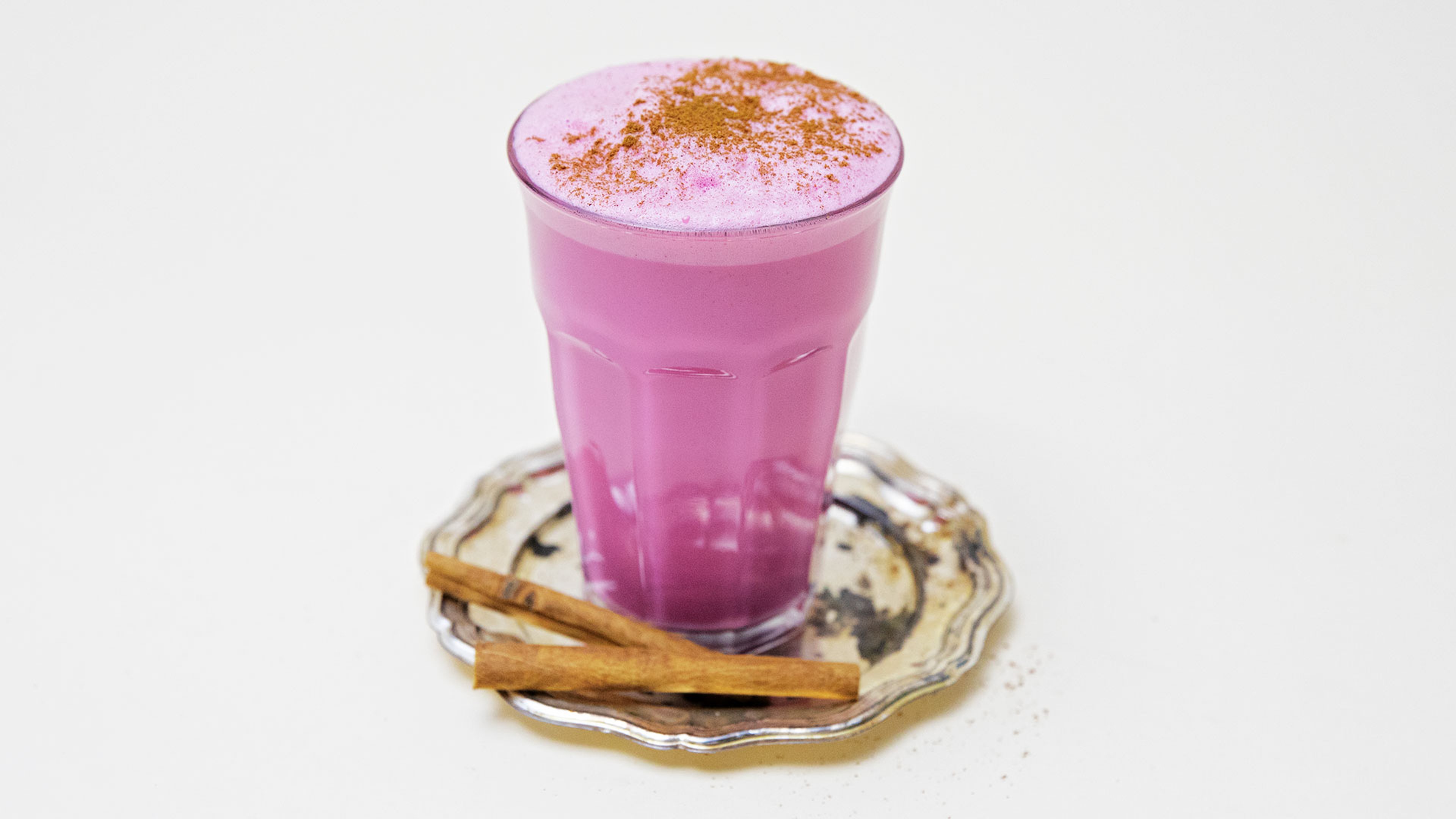 Beet latte