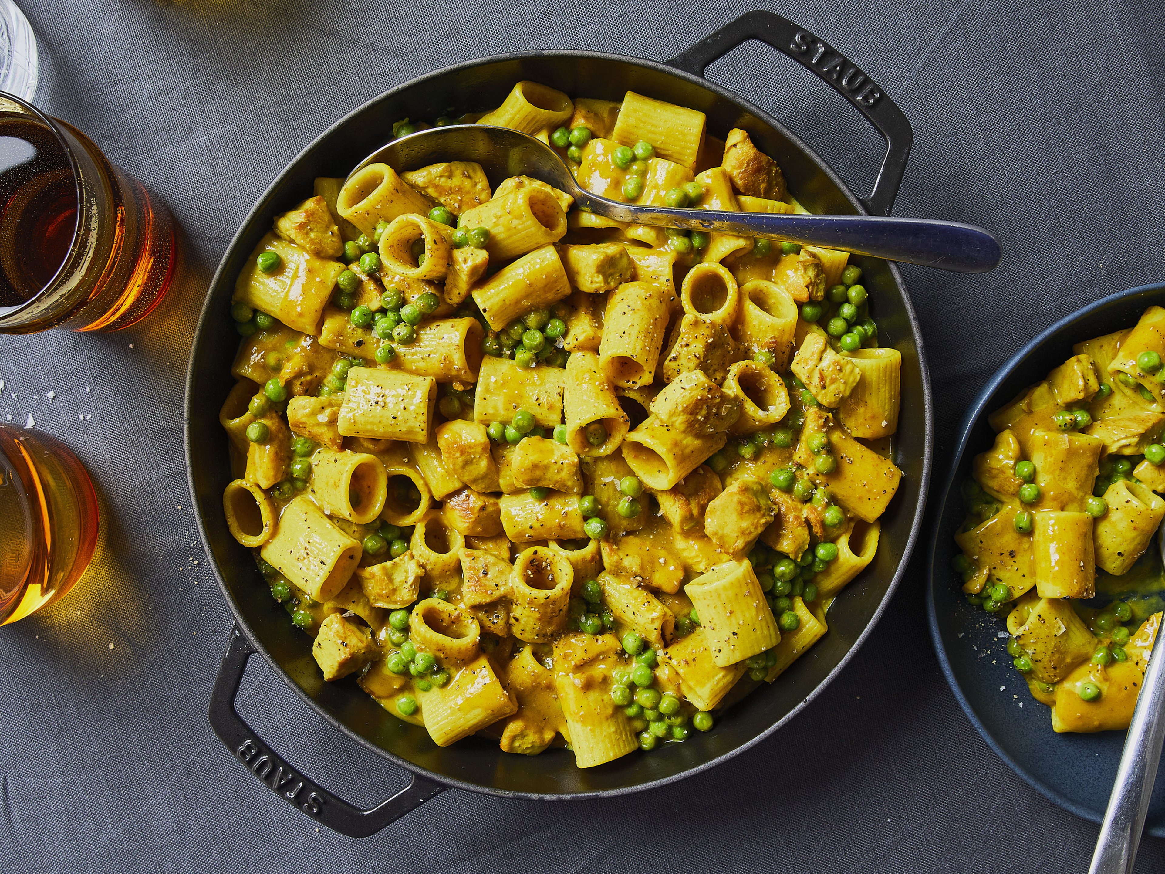 5-Zutaten Curry-Pasta mit Hähnchen