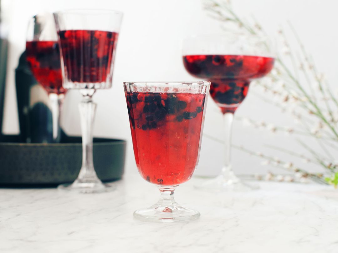Refreshing prosecco creation with red berries