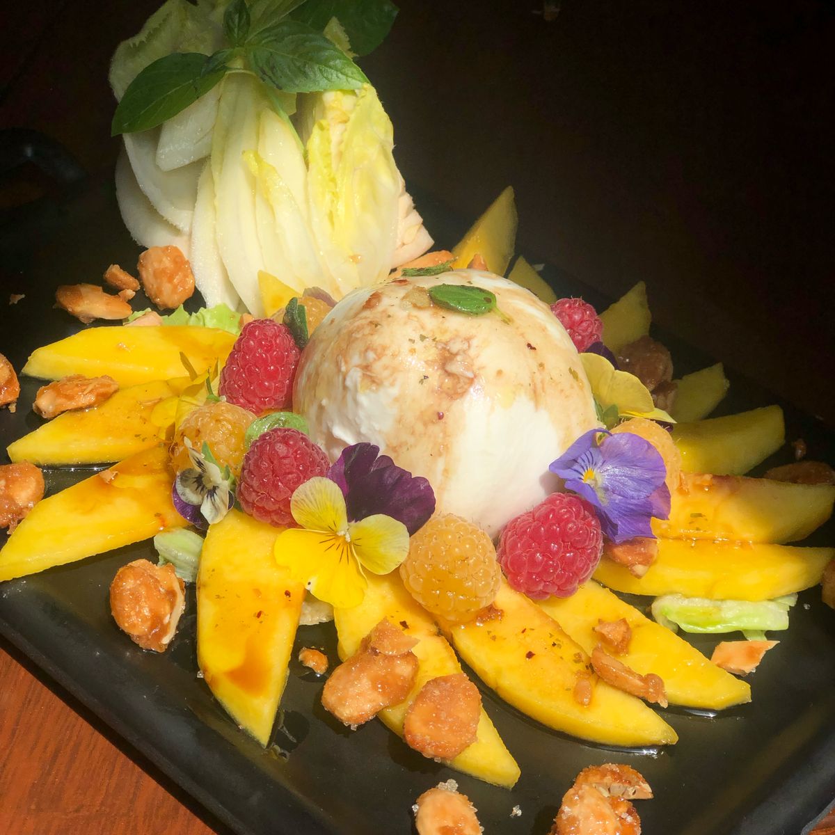 Peach Burrata salad | Recipe | Kitchen Stories