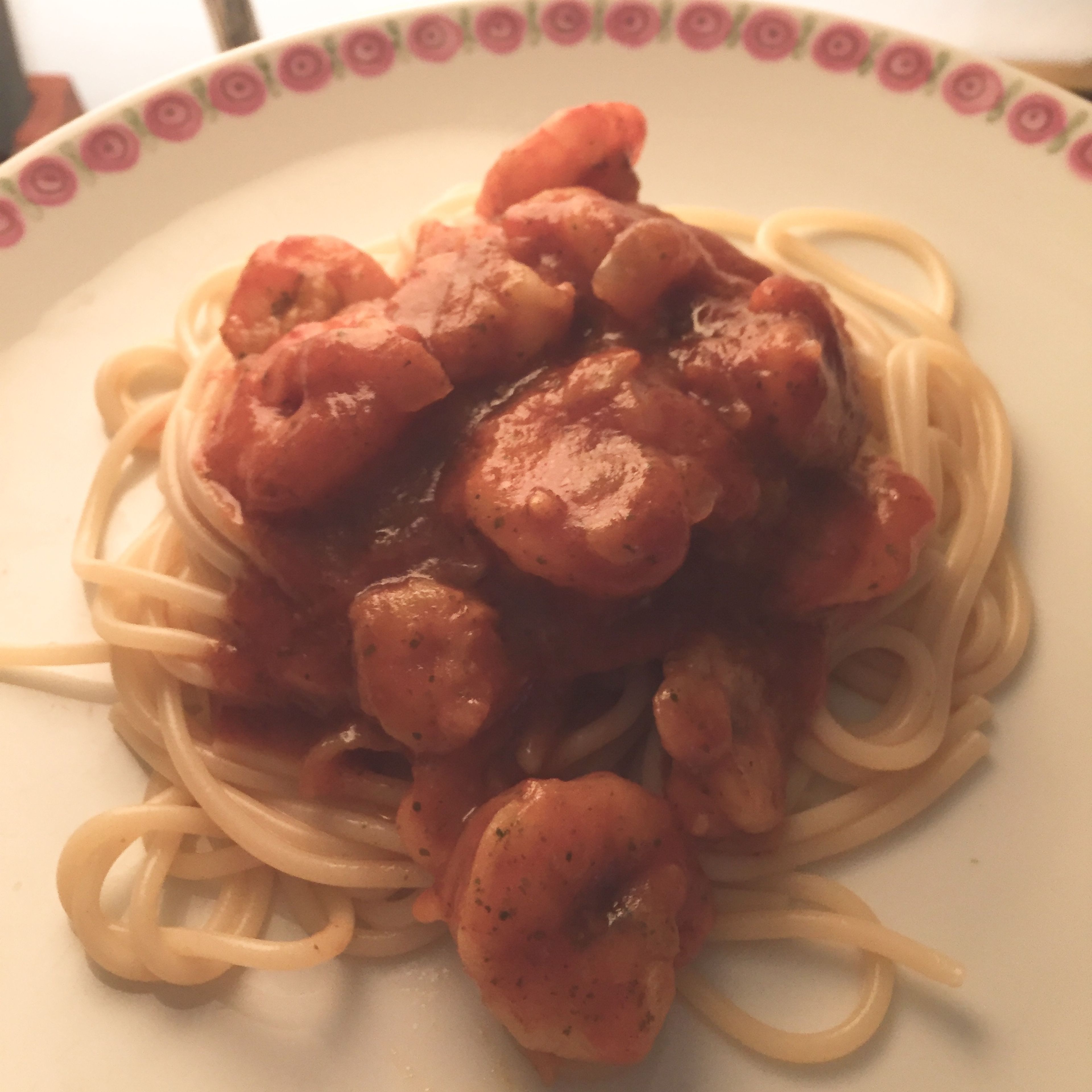 Spaghetti mit Garnelen-Tomatensoße