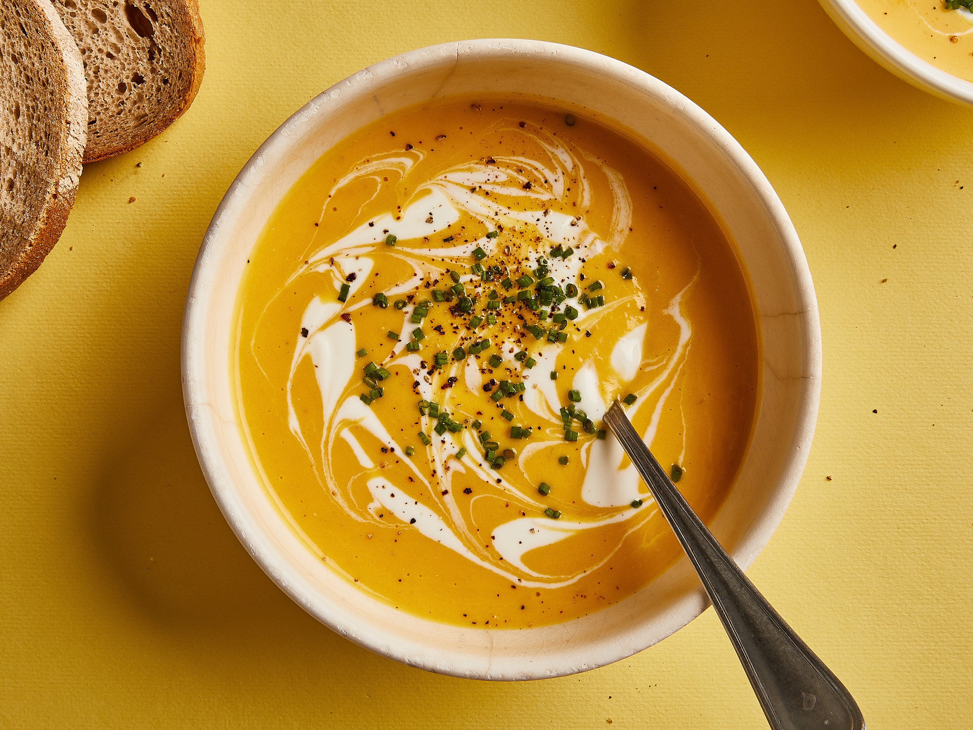 5-ingredient butternut squash soup