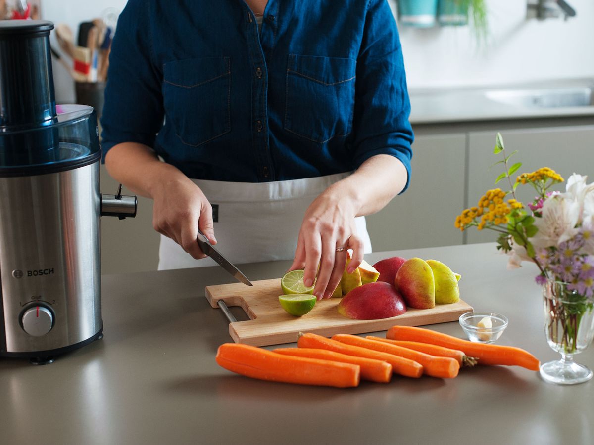 Carrot, apple, and ginger juice Recipe Kitchen Stories