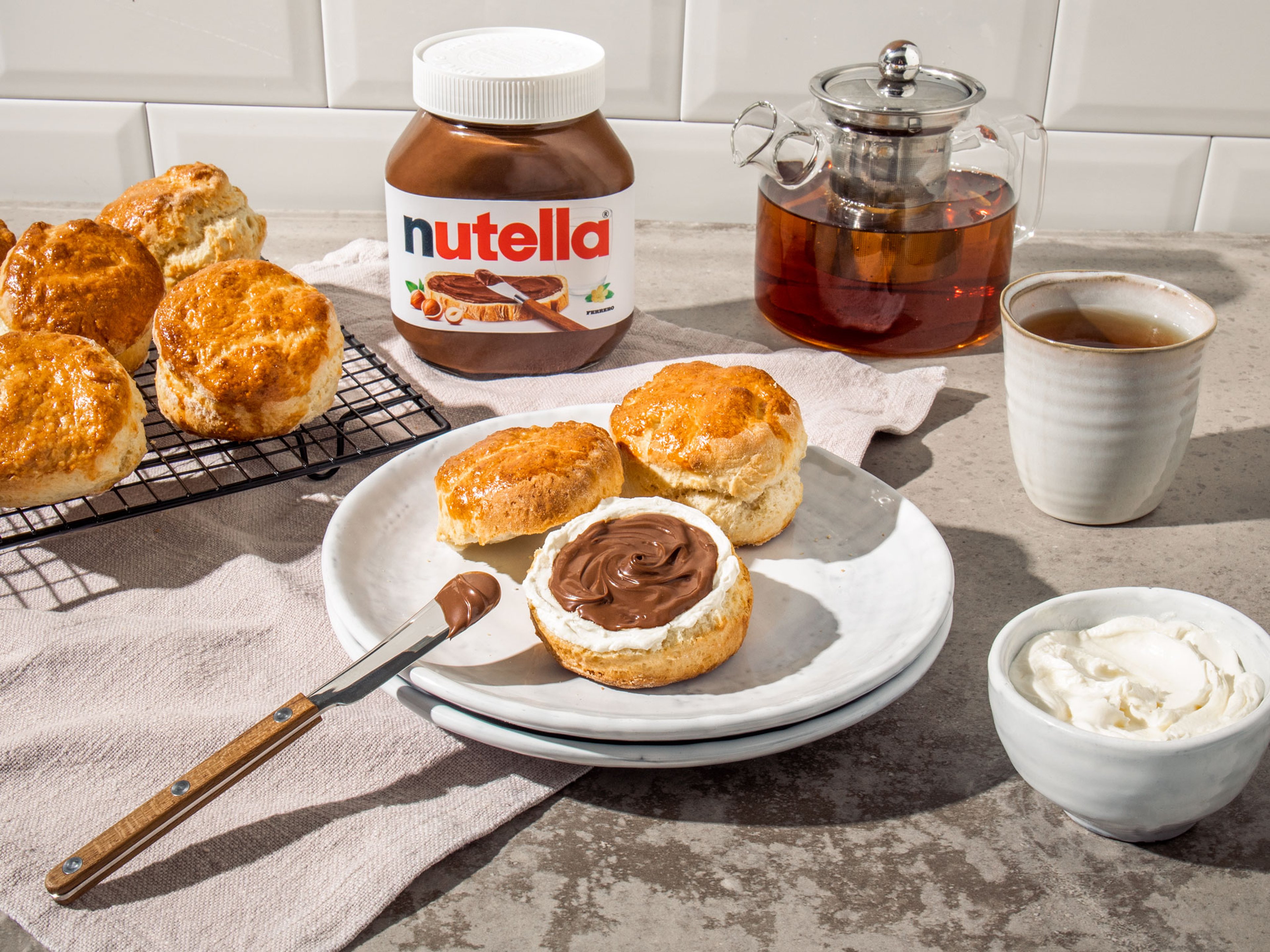 Frühstück-Scones mit Frischkäse und nutella®