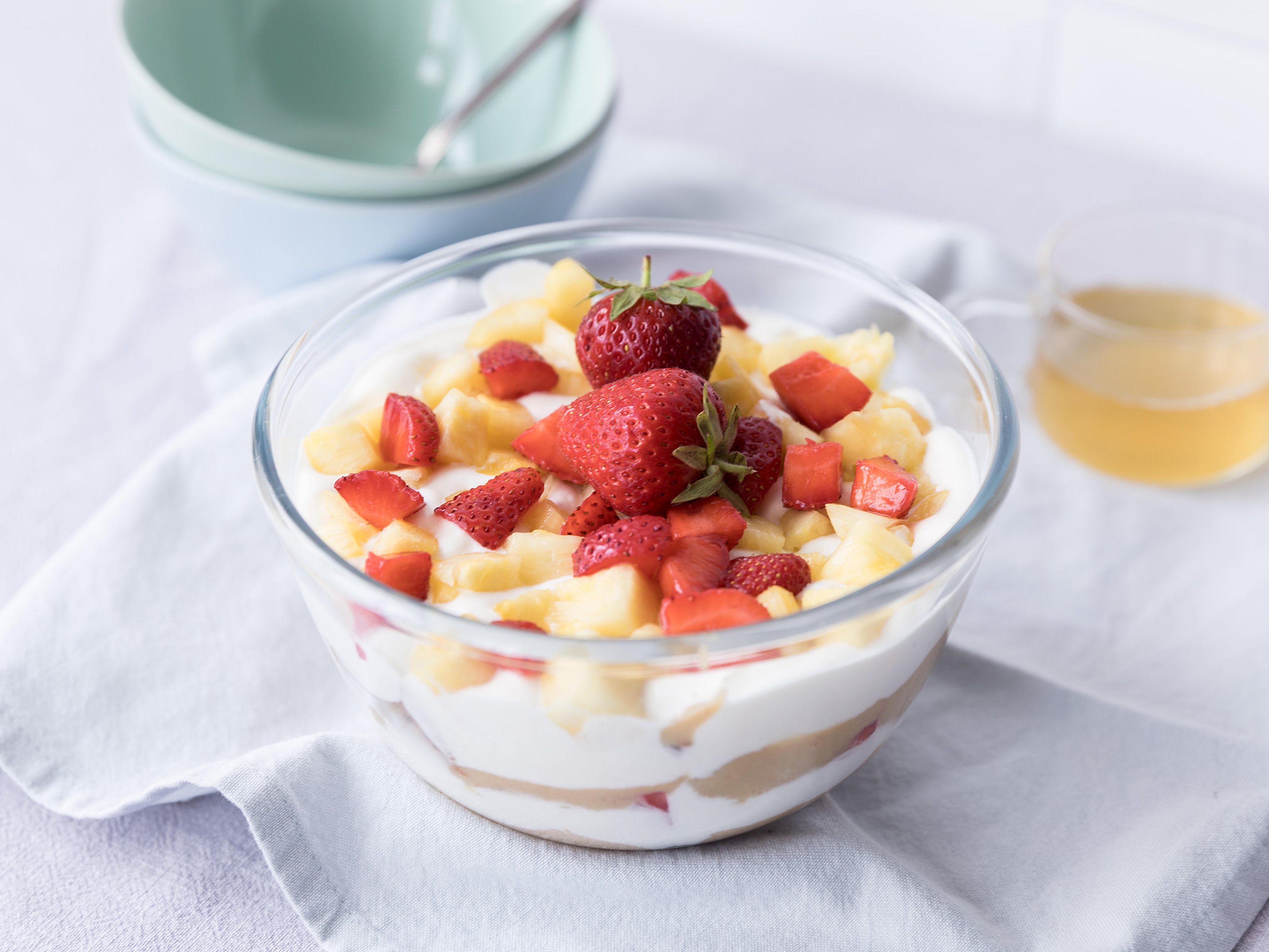 Pineapple toffee trifle