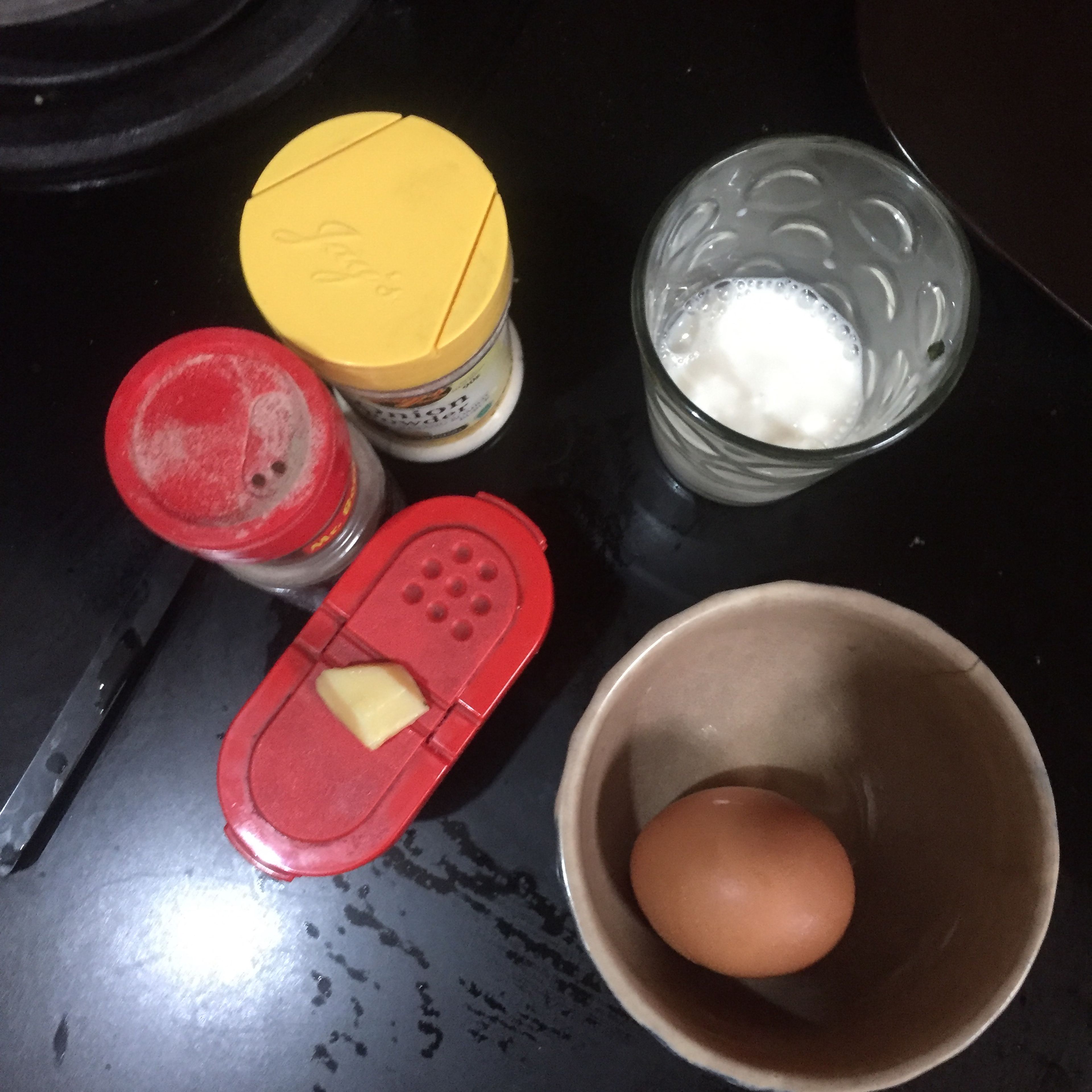 11. Ingerdiants scramble egg