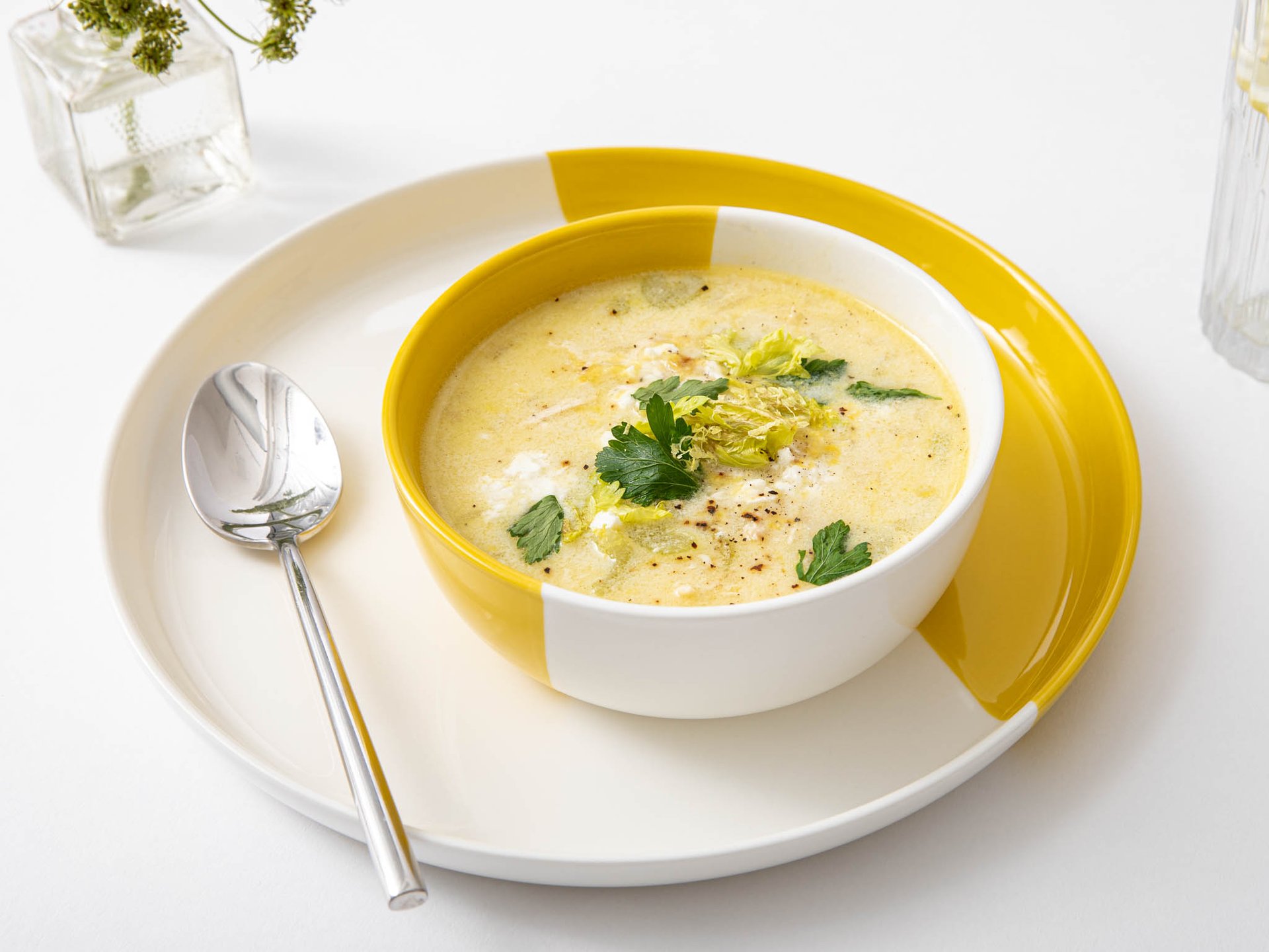 Lemon chicken soup | Recipe | Kitchen Stories