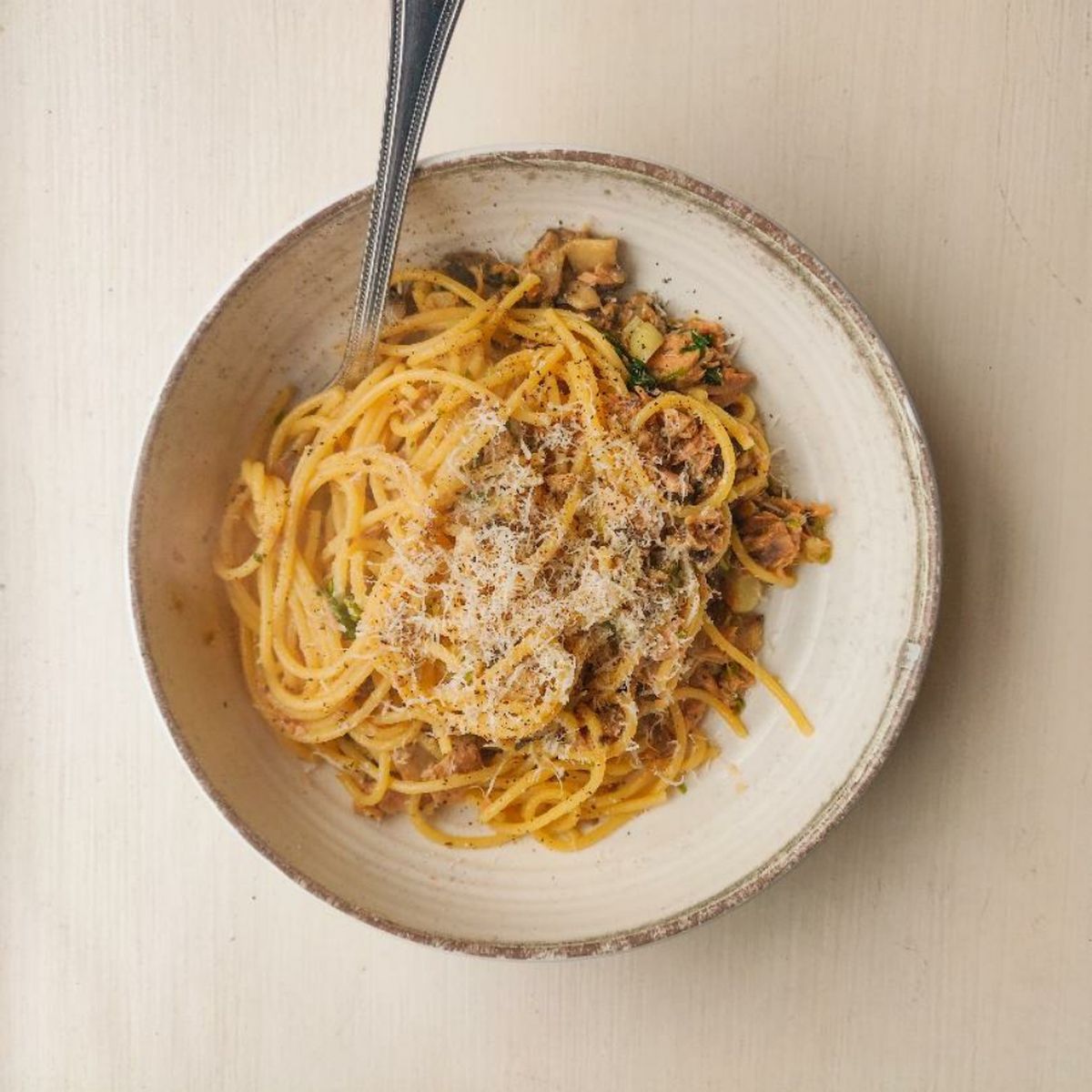 Tuna & Mushroom Spaghetti | Recipe | Kitchen Stories