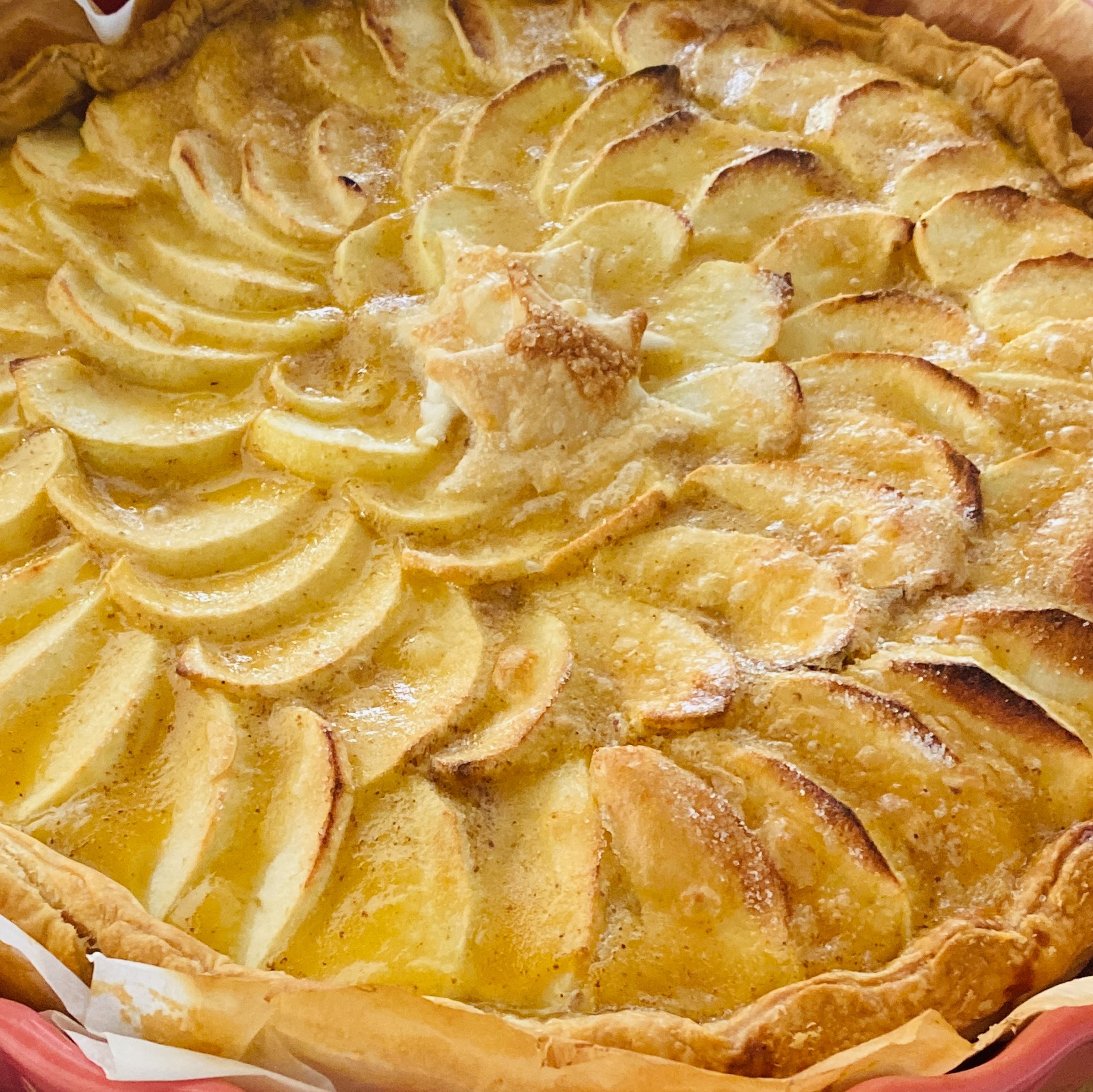 TARTE AUX POMMES À LA FRANÇAISE