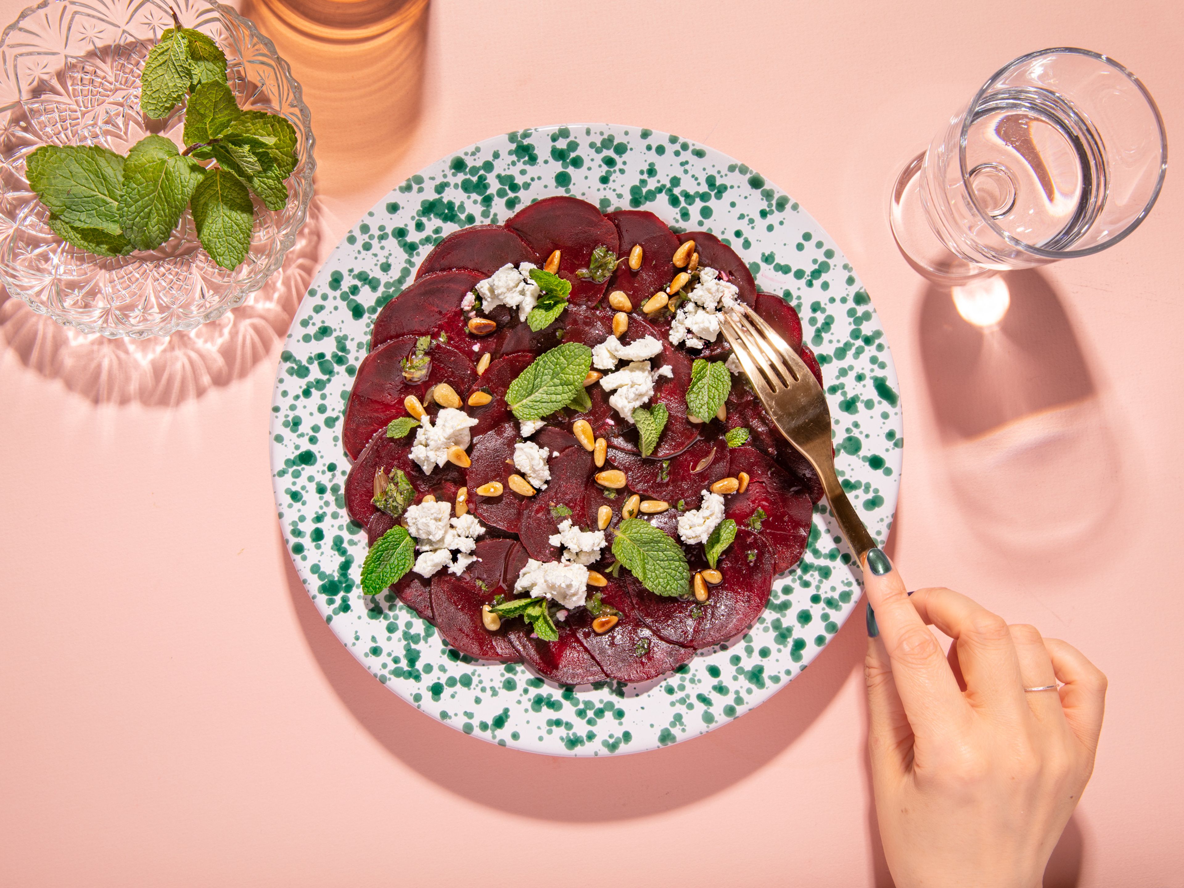 Beet salad with citrusy dressing