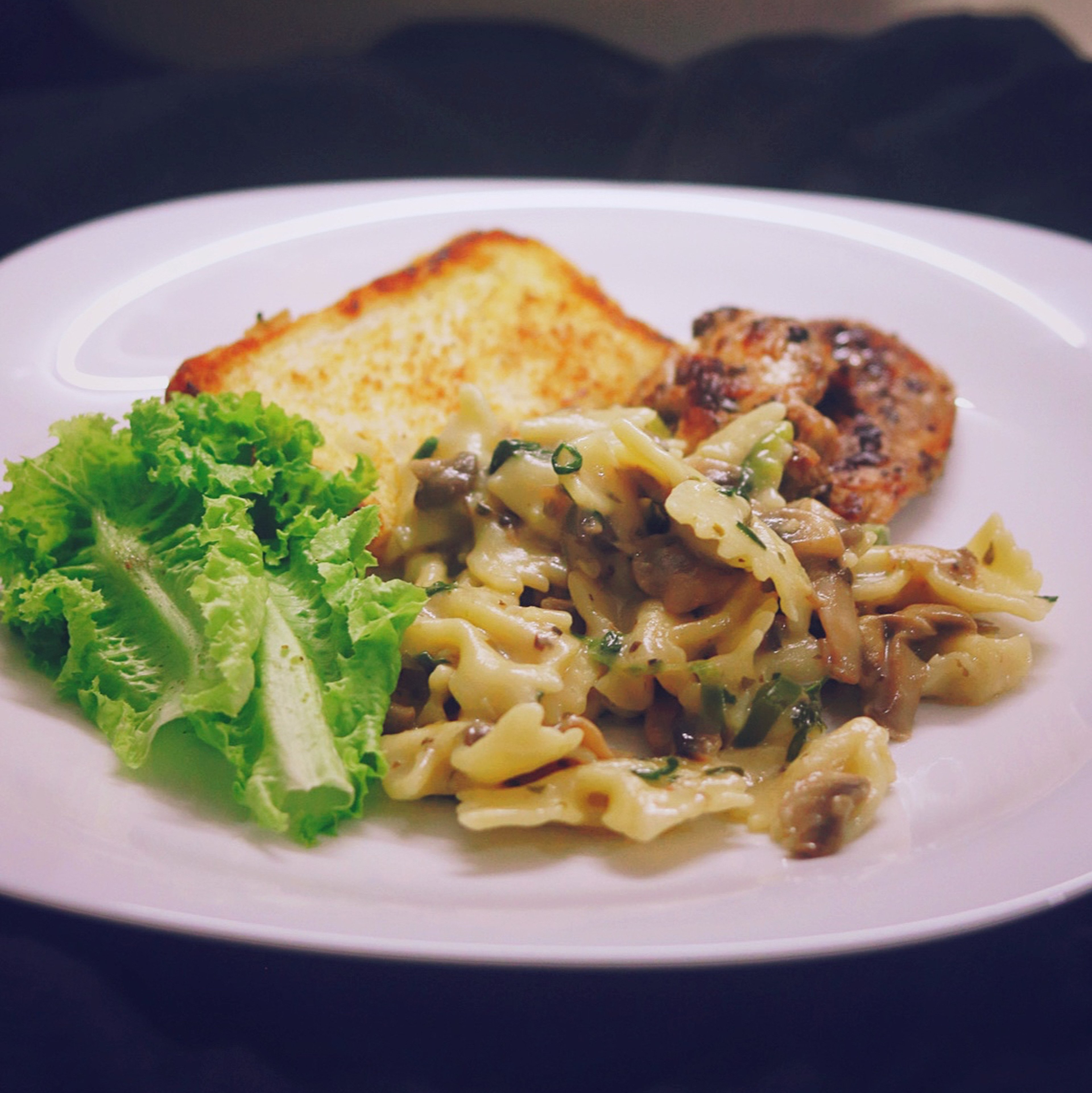 Mushroom & pepper pasta