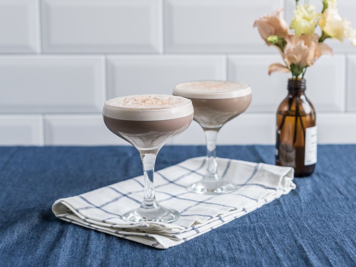 Coffee flip cocktail | Recipe | Kitchen Stories