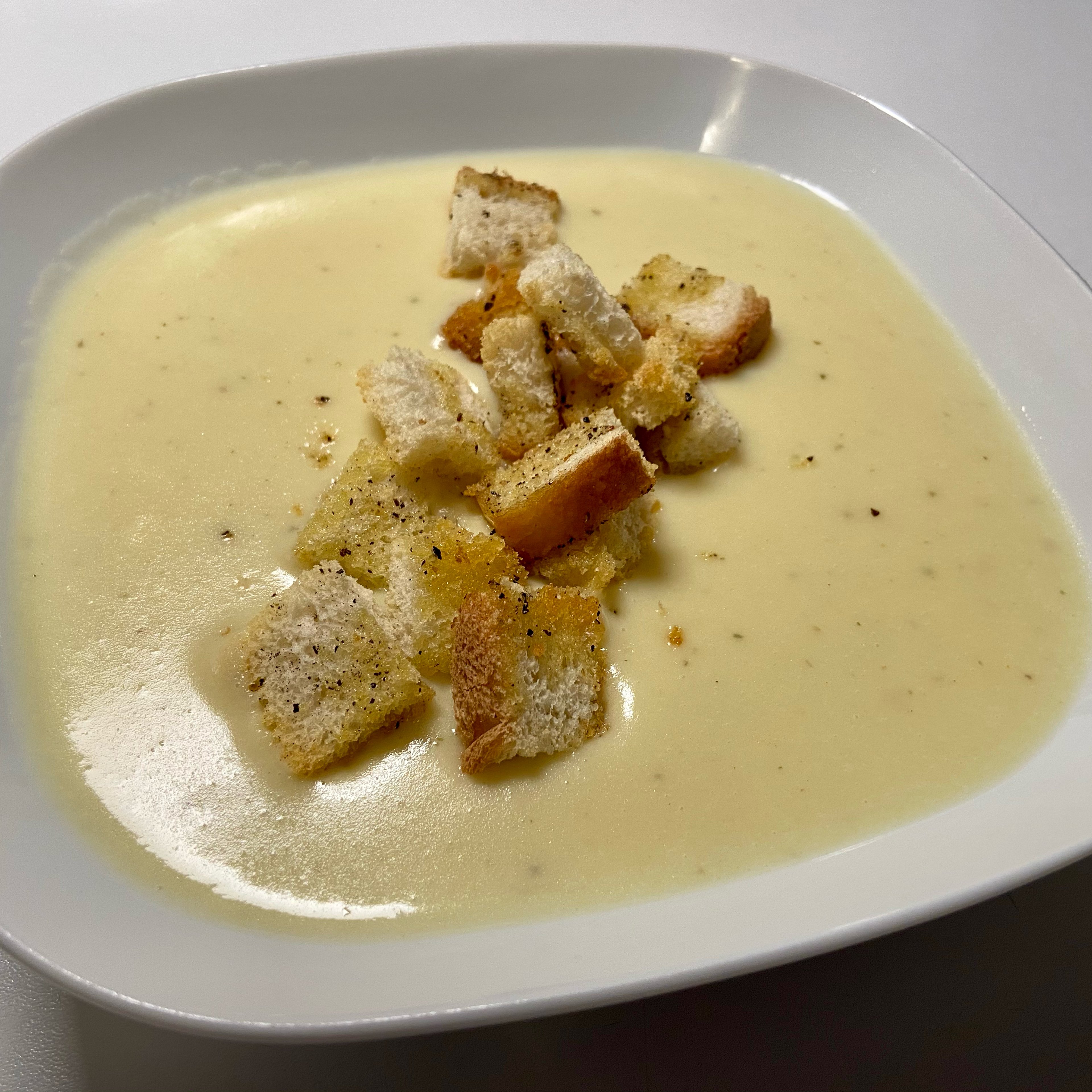 Garlic cream soup