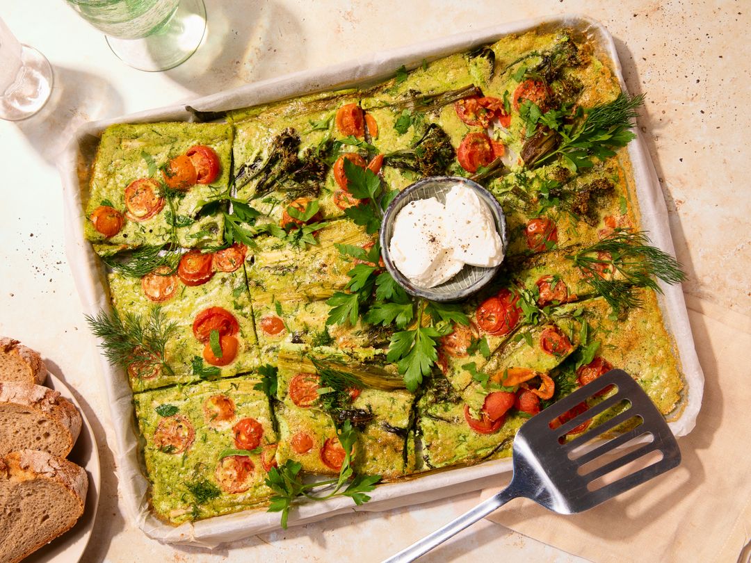 Green sheetpan frittata with veggies