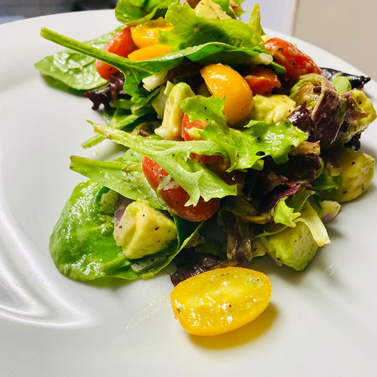 Spring mix cherry tomatoes salad | Recipe | Kitchen Stories