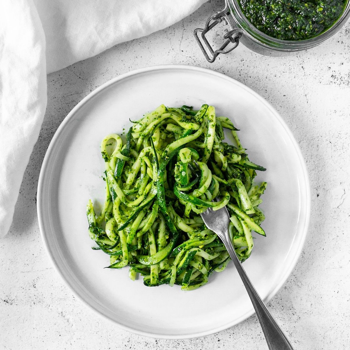 Wild Garlic Pistachio Pesto Zoodles | Recipe | Kitchen Stories