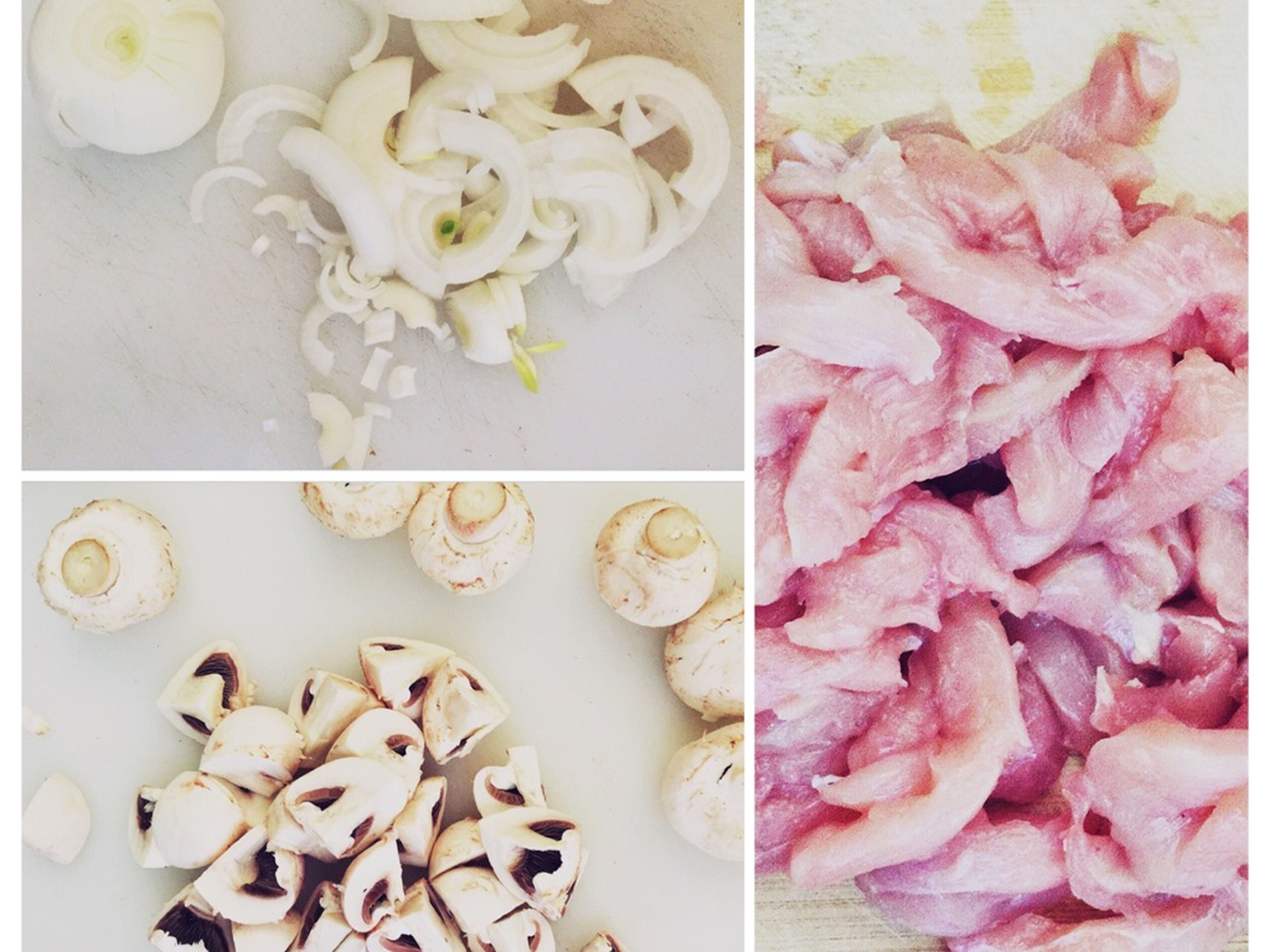 Cut the chicken breasts into stripes. Peel and thinly slice onions and quarter button mushrooms.