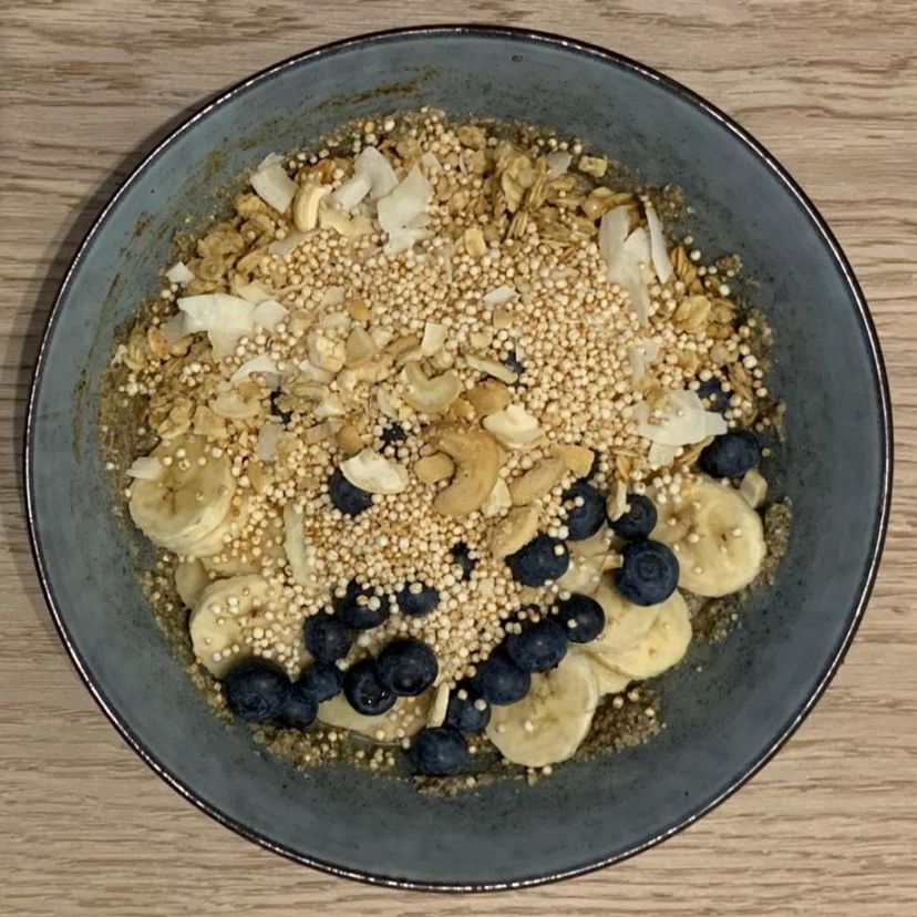 Chia Pudding Bowl mit Früchte