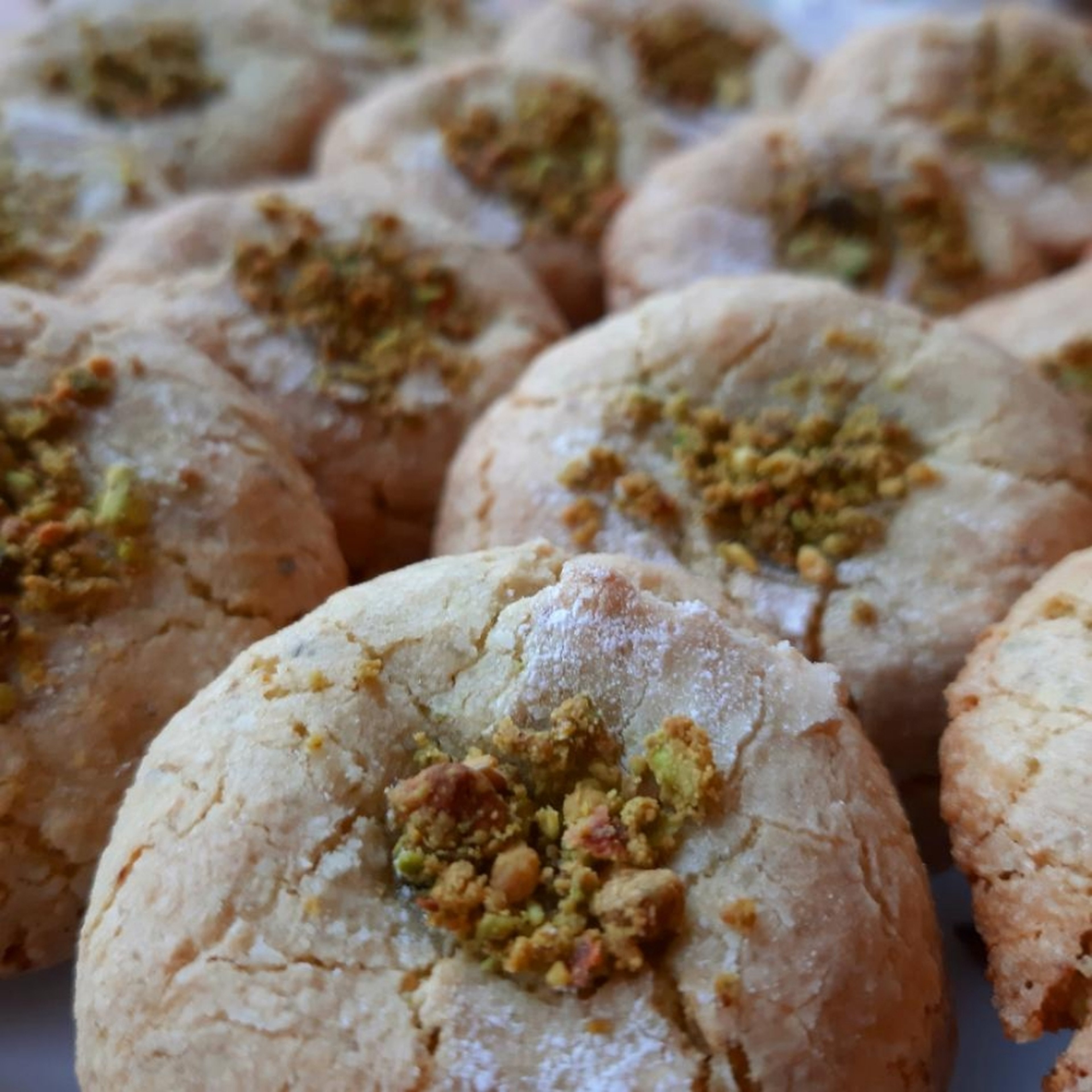 Pistachio Amaretti