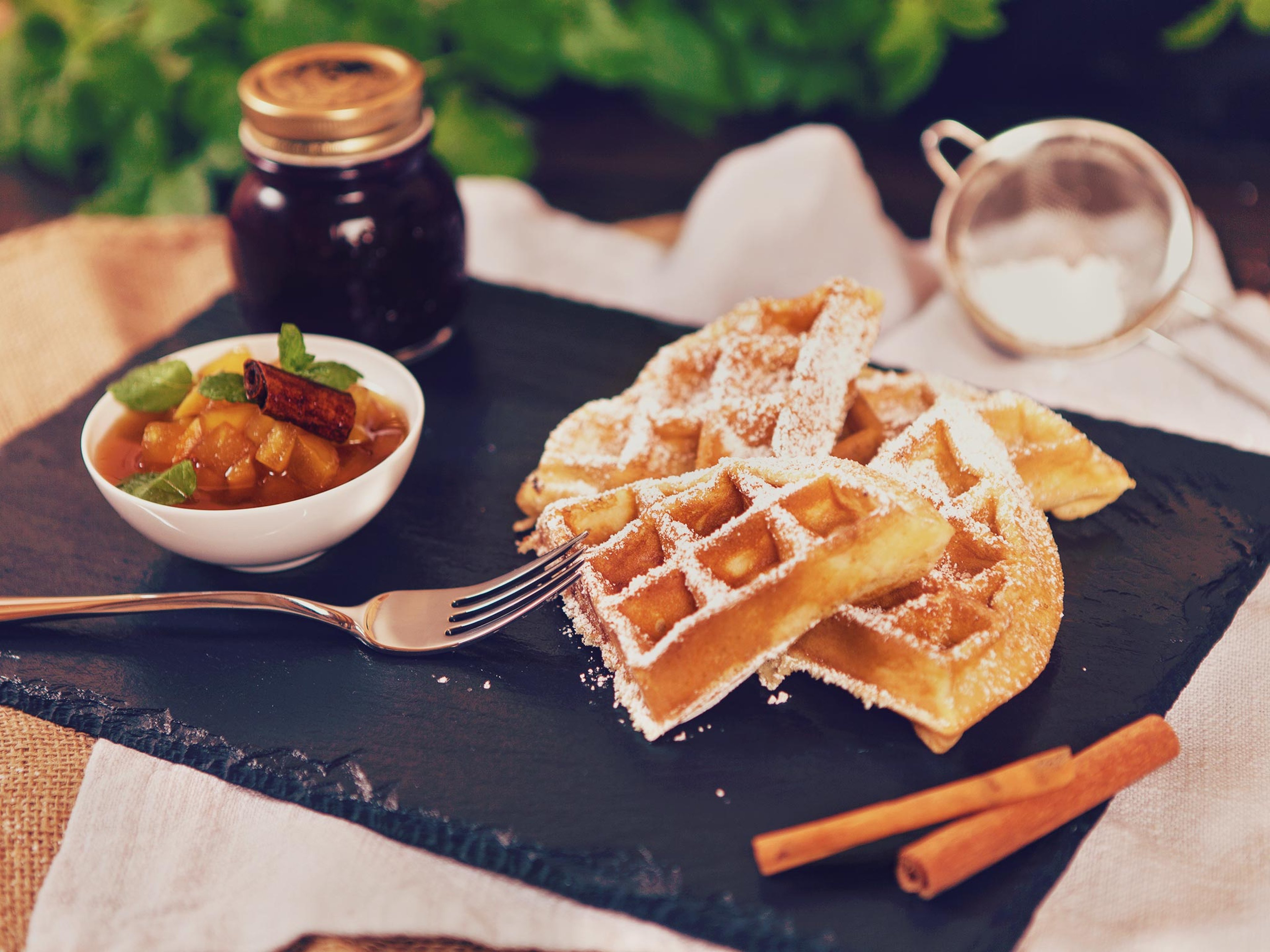 Fluffy waffles with apple-cinnamon chutney