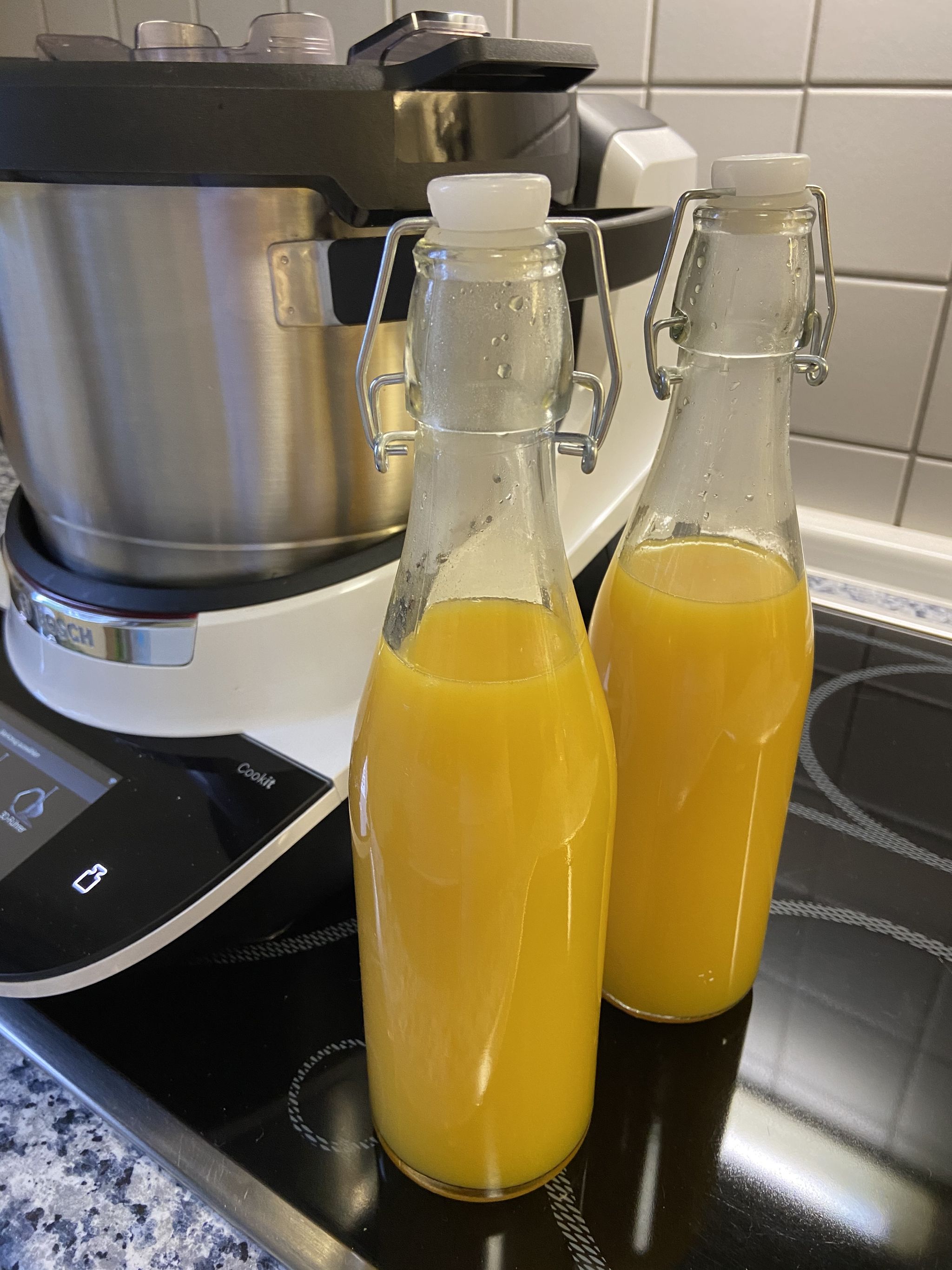 Zitronen-und Orangen-Bonbon Likör (mit dem Cookit) | Rezept | Kitchen ...