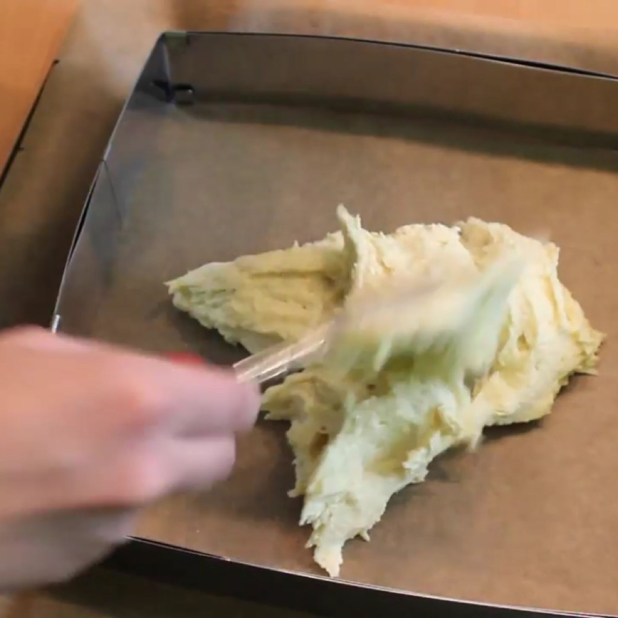 Raspberry cookie cake Recipe Kitchen Stories