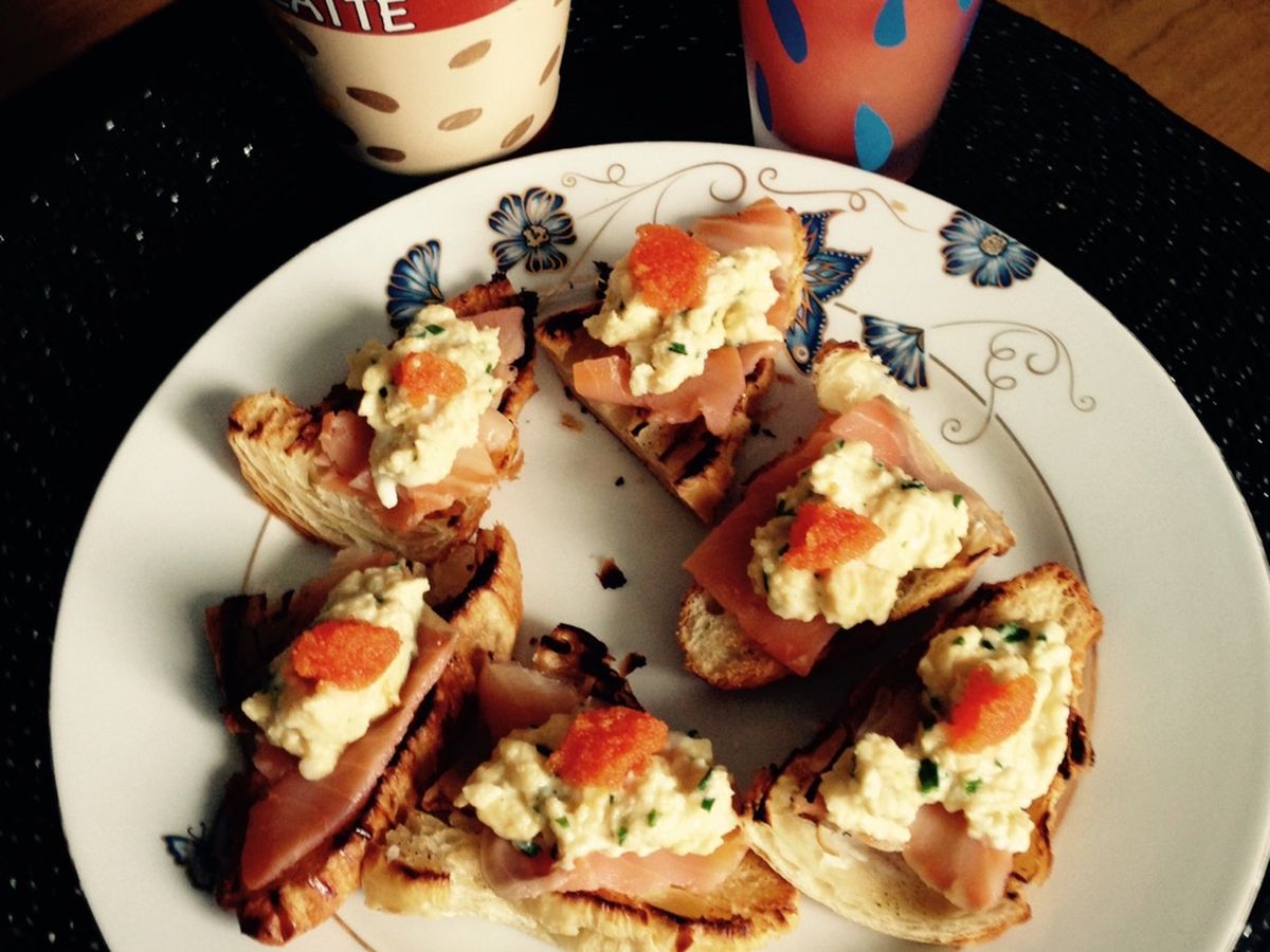 Smoked salmon croissant bites | Recipe | Kitchen Stories