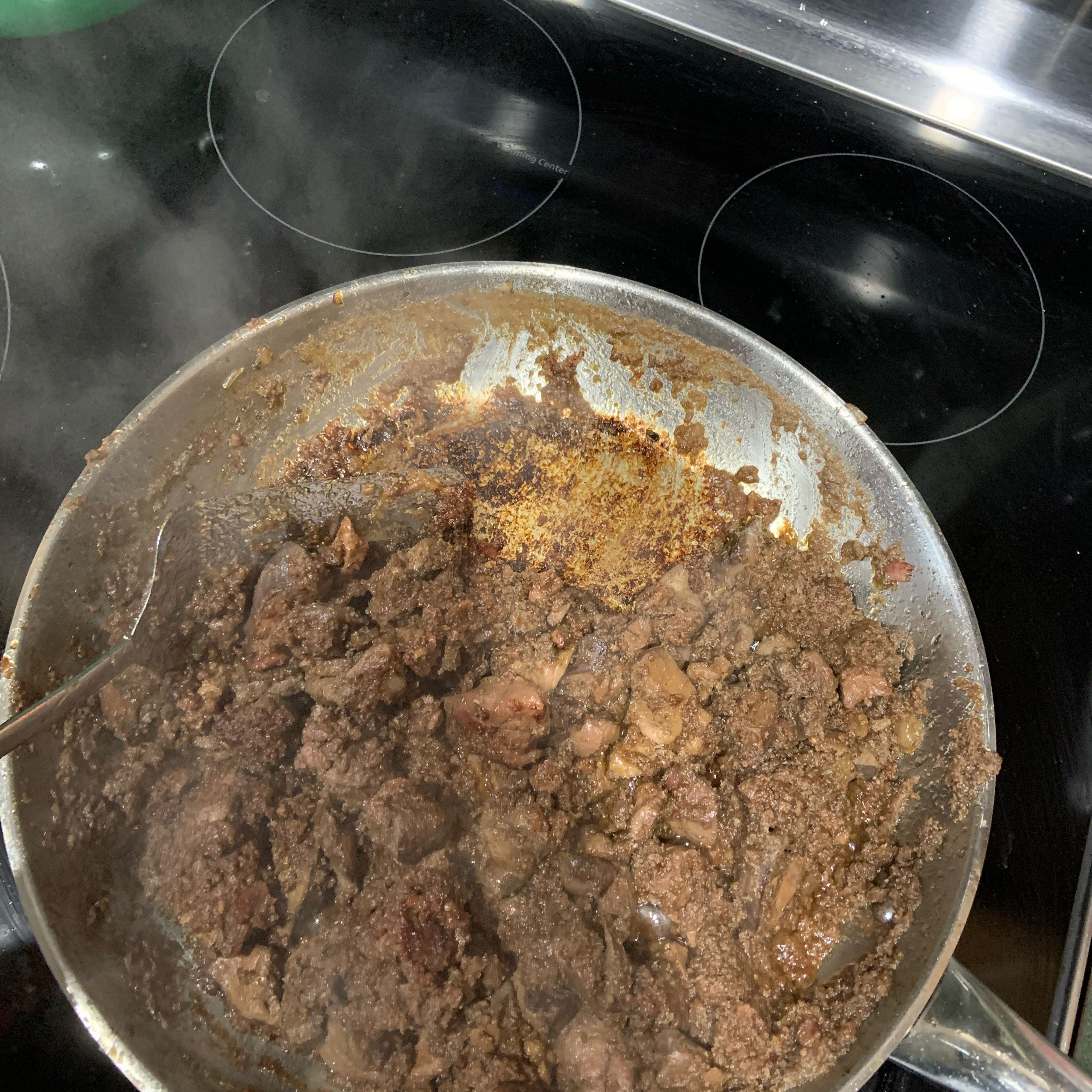 Chop the liver. Than add to grease pan. Star to brown the liver use a medium heat. After a minute or two add the beer to the pan bring to a simmer. Once to a simmer add the blended bacon and onions to the mixture. Stir and simmer until the beer is completely evaporated.