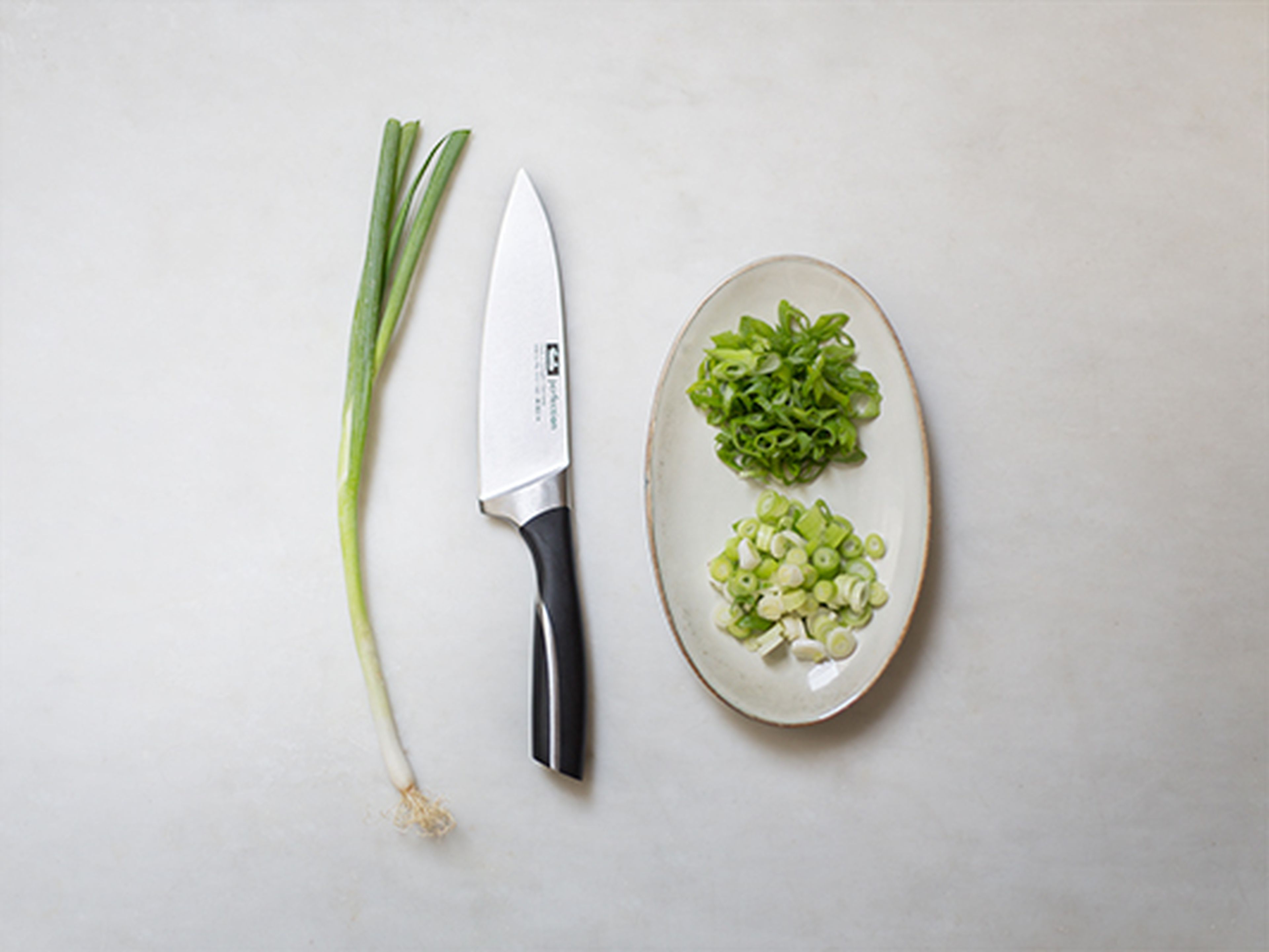 how-to-cut-green-onions