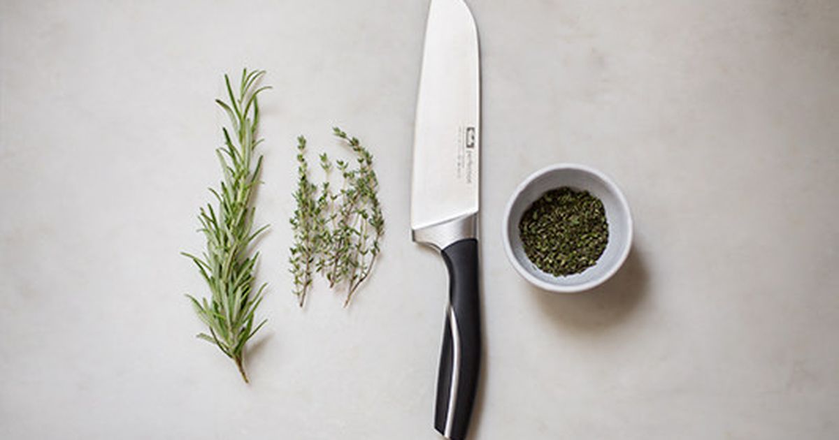 How to chop herbs Recipe Kitchen Stories