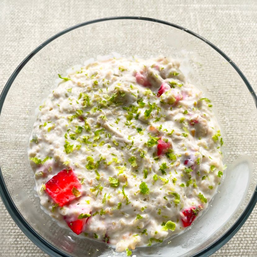 Strawberry Lime Chilled Oats