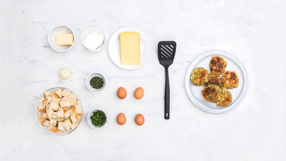 Tyrolean cheese and bread dumplings | Recipe | Kitchen Stories