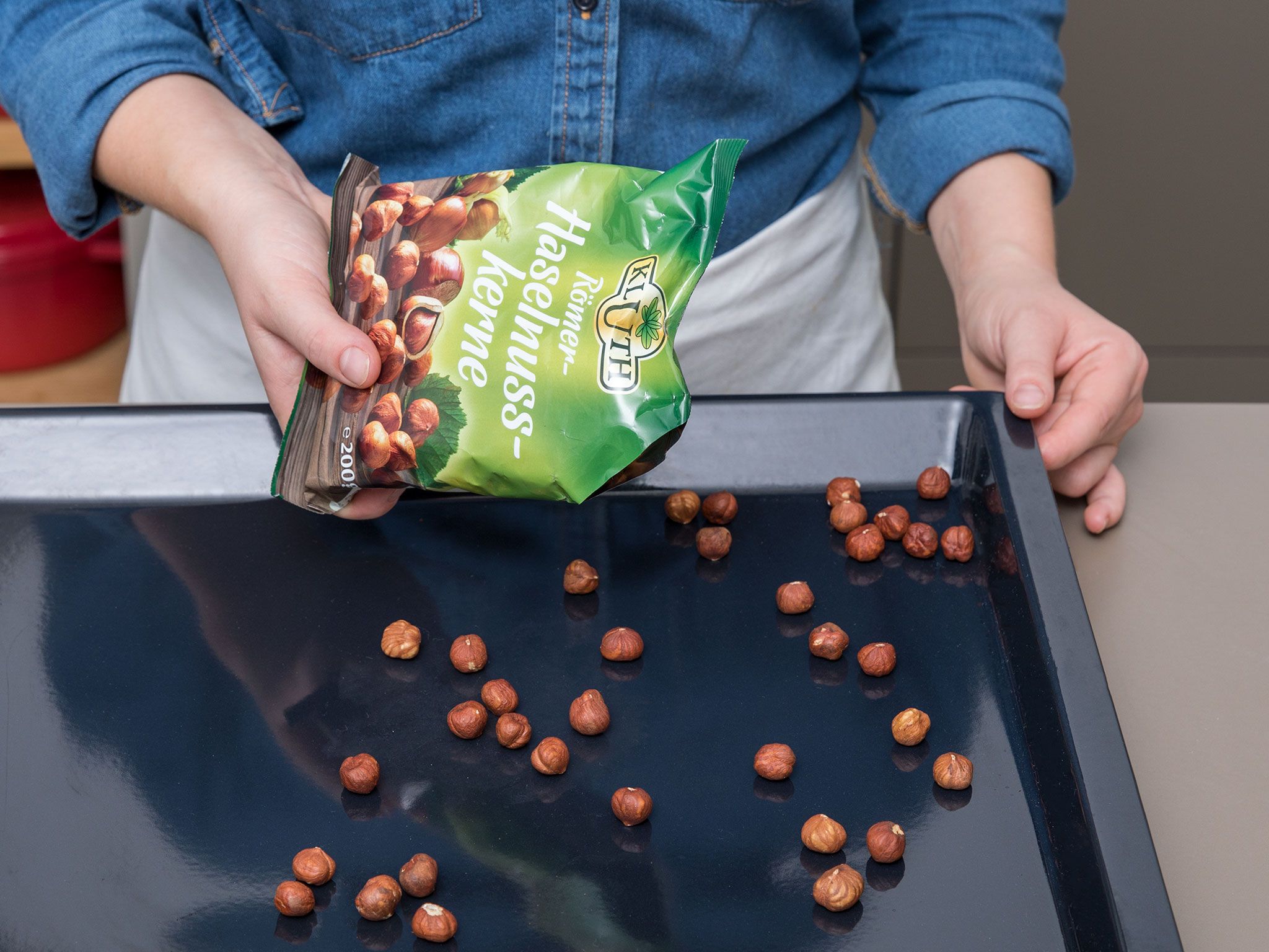 Black salsify fries with hazelnut gremolata Recipe Kitchen Stories