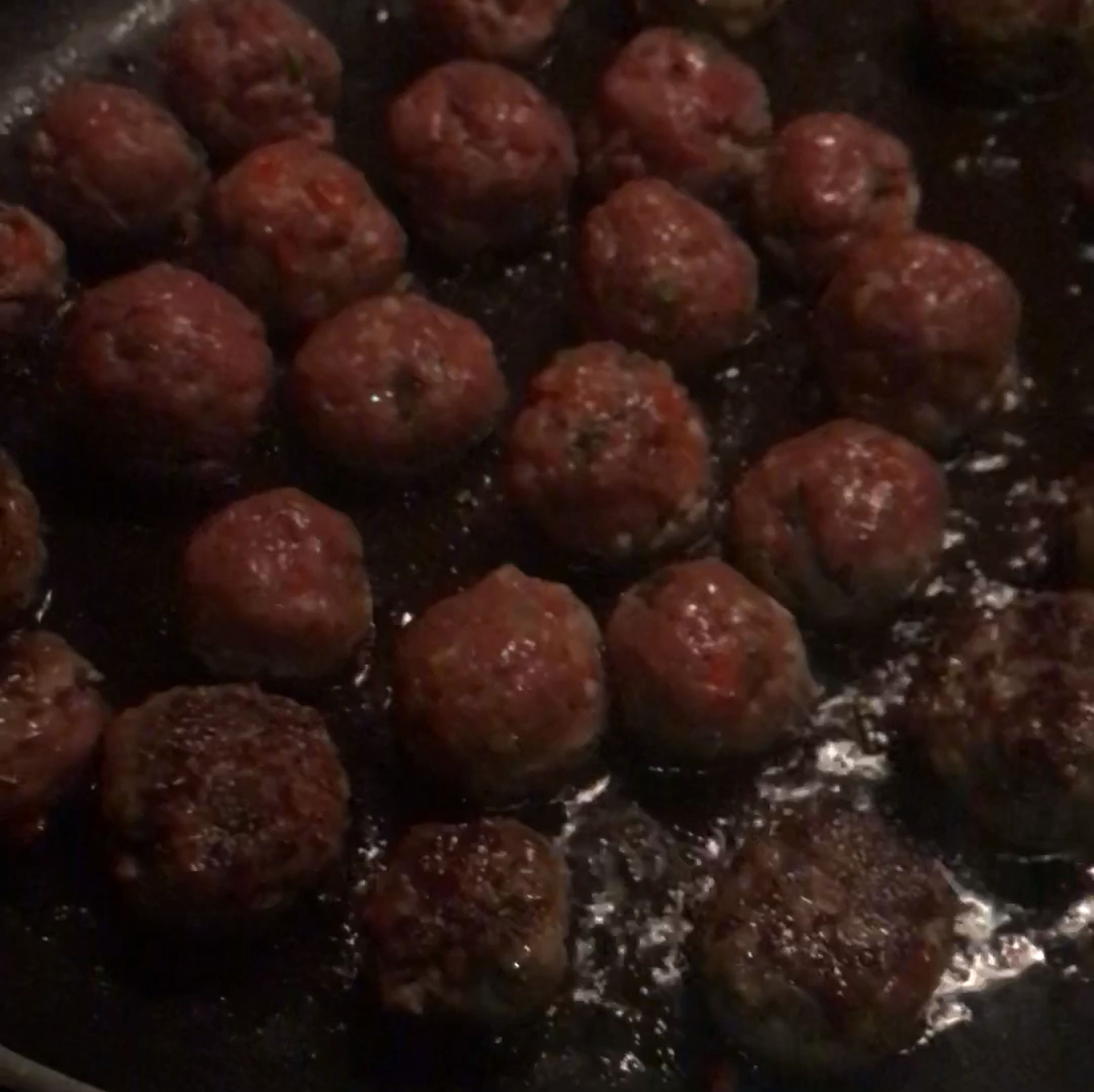 Pan fry the meatballs on a high heat for 10 mins till browned. Then put the pomodoro sauce then lower the heat and cook for further 15 mins stirring occasionally.