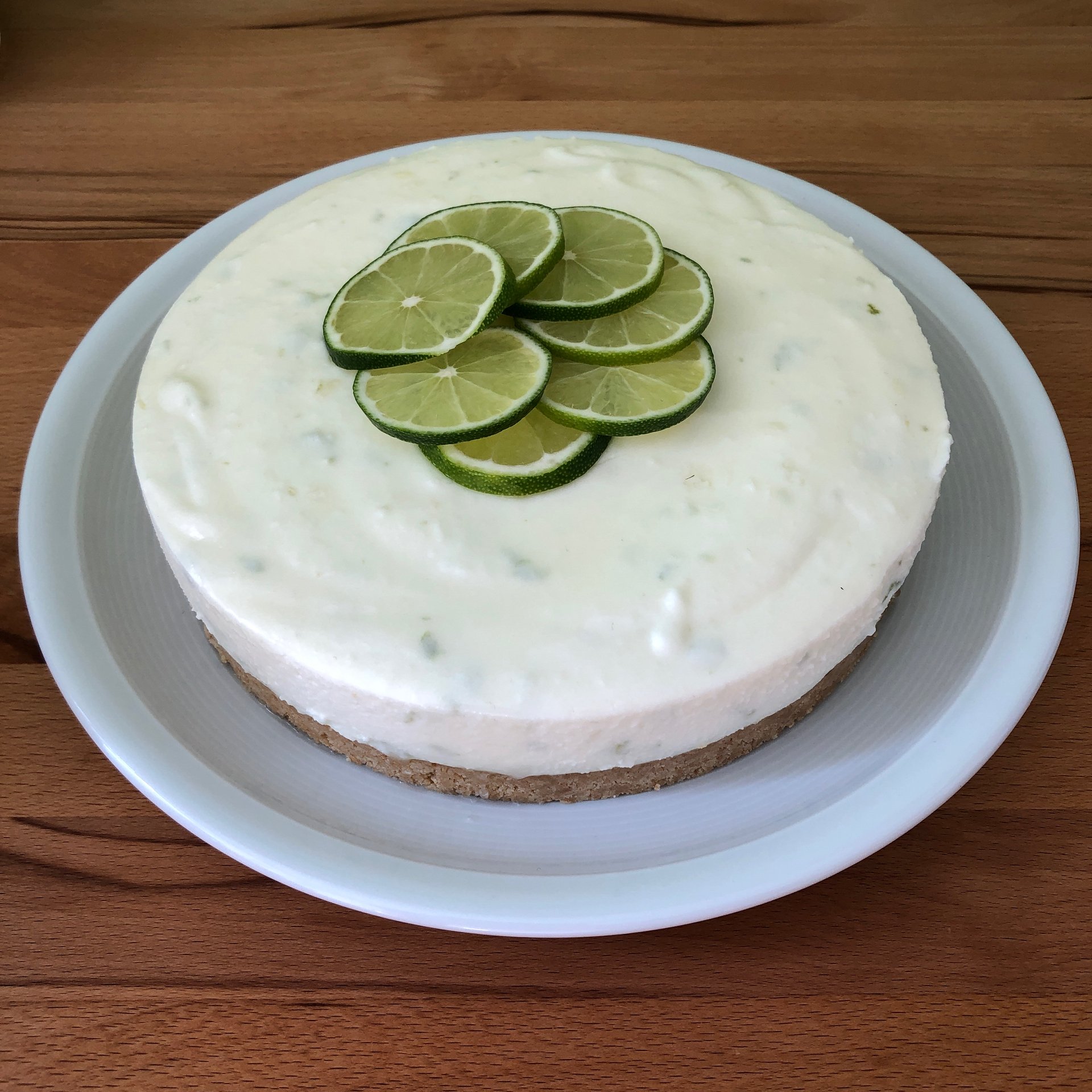 No Bake Limetten-Cheesecake | Rezept | Kitchen Stories