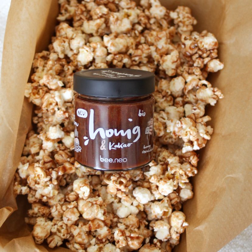 Honig-Popcorn mit Honig & Kakao von beeneo