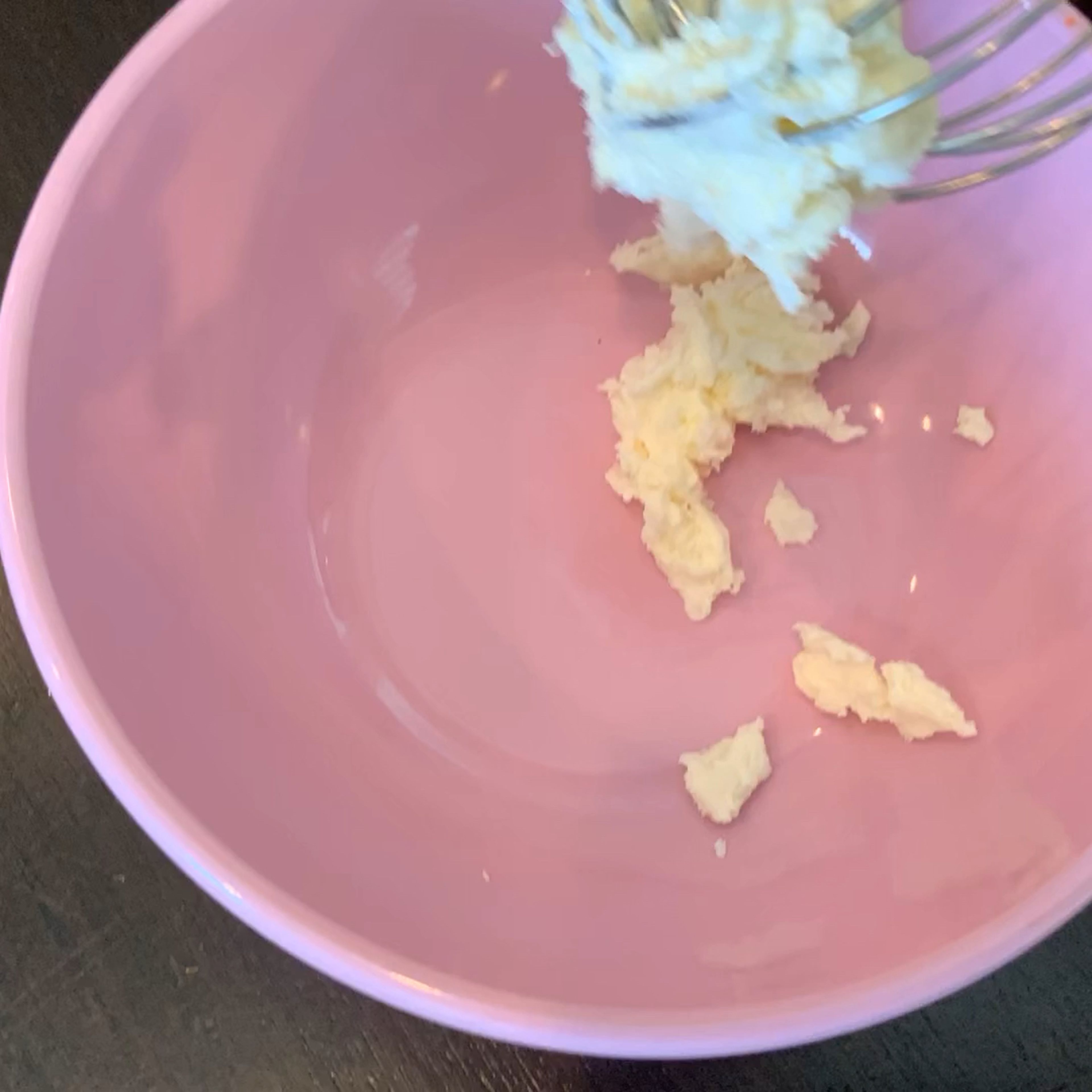 For the frosting, put cream cheese, butter, lemon juice, and the remaining vanilla extract in a bowl and beat it with a hand mixer. Then slowly add powdered sugar, about 1/3 at a time and beat it until smooth.