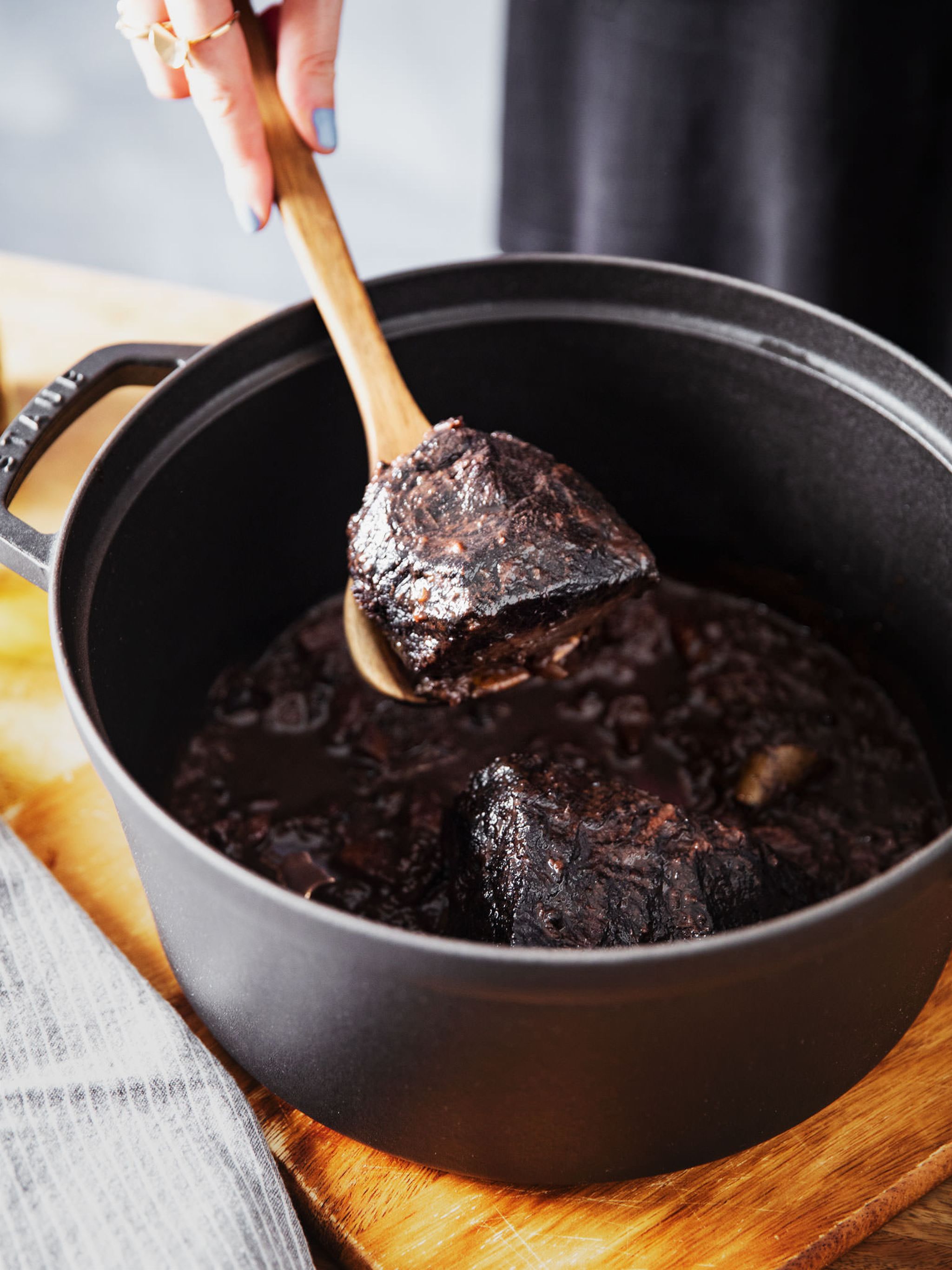 saftiger-sauerbraten-in-4-einfachen-schritten-stories-kitchen-stories